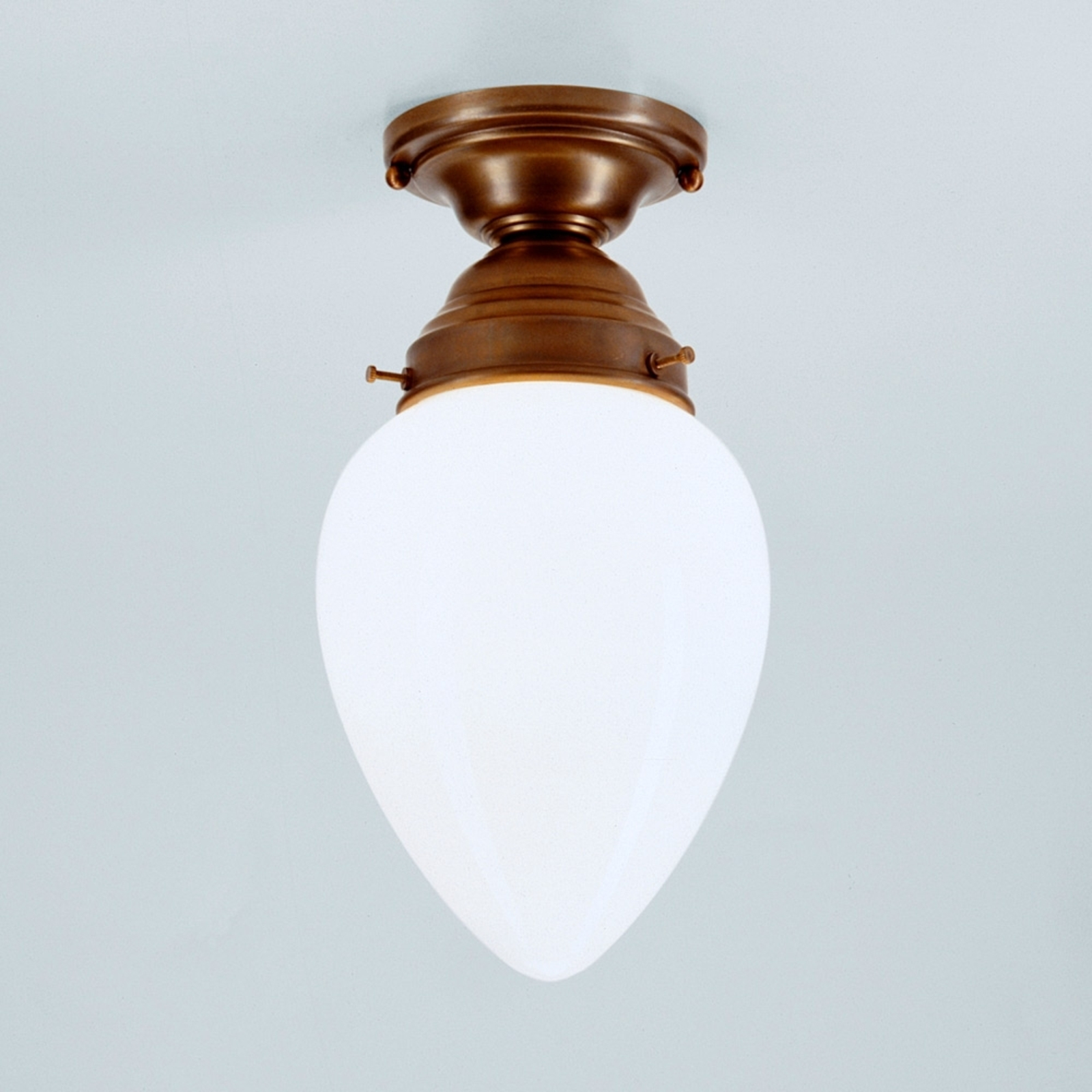 Bill - een plafondlamp made in Germany