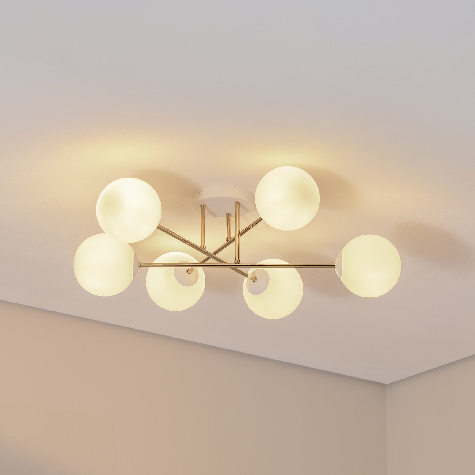 Glassy ceiling light, 6-bulb, white/gold/opal