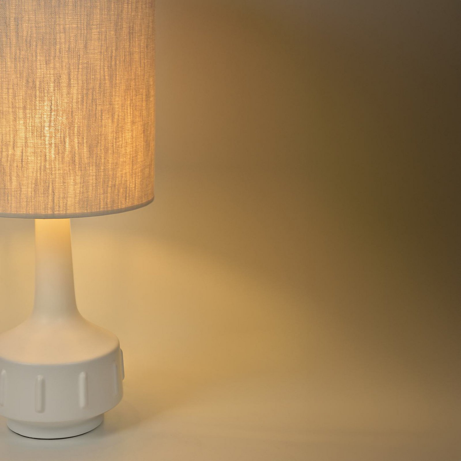 MARKET SET Lampă de masă Jimmy, alb/bej, înălțime 83 cm