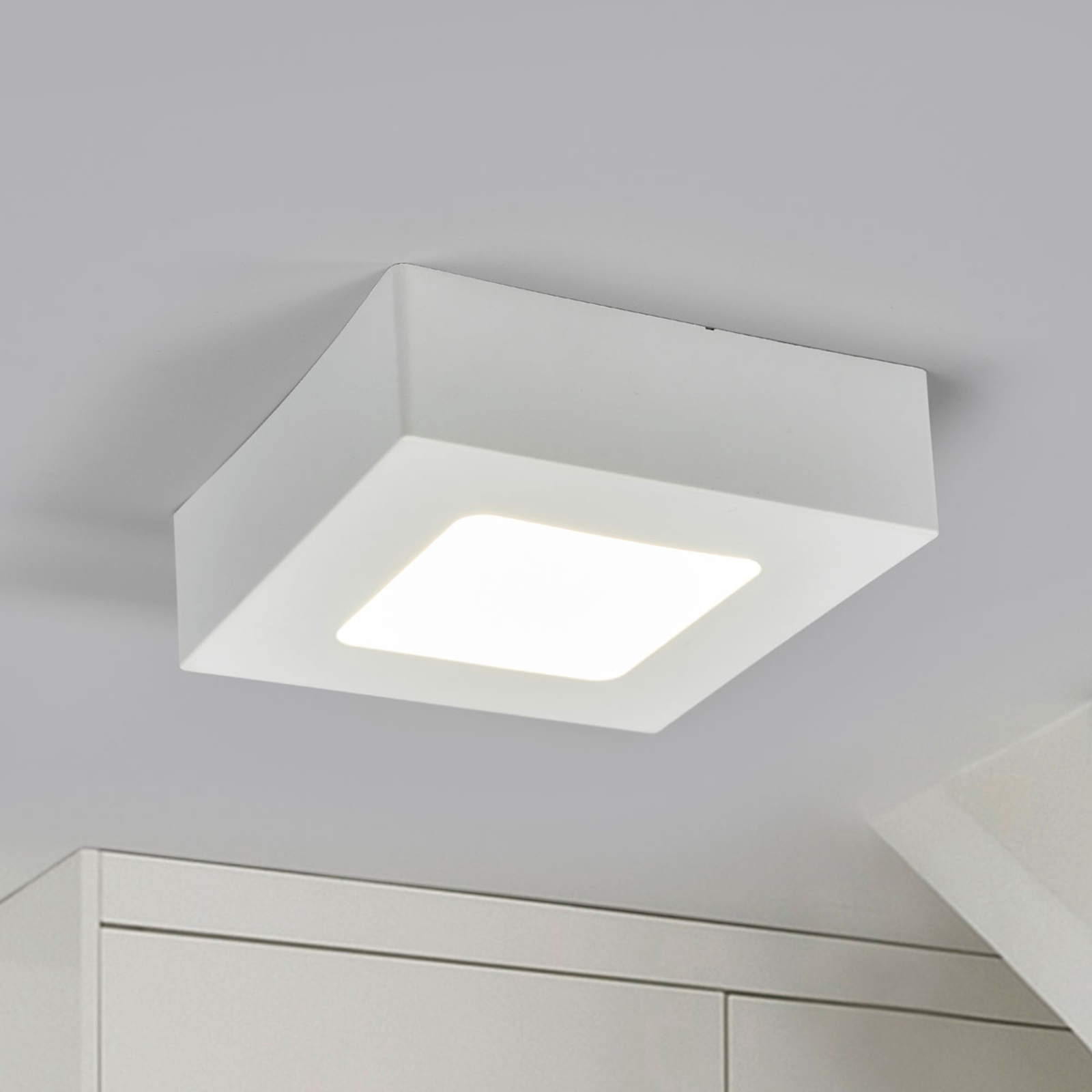 Marlo LED ceiling lamp white 4000K angular 12.8 cm