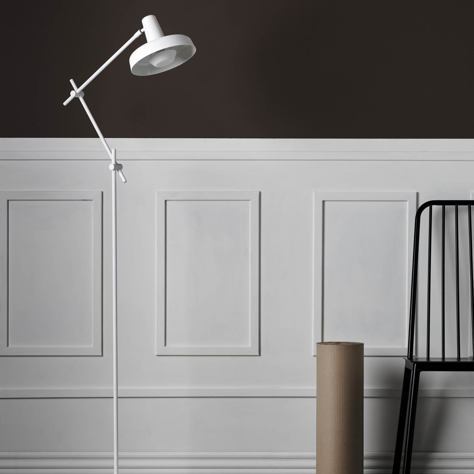 Arigato Gulvlampe Hvid - Grupa