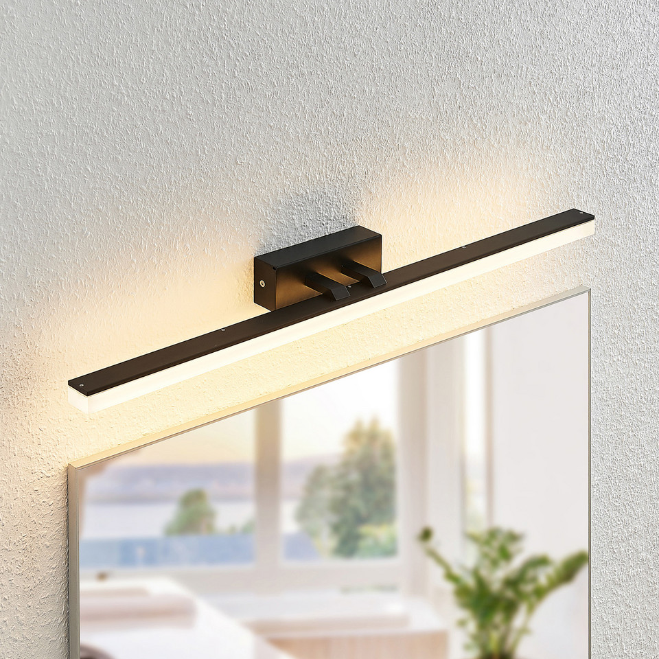 Lucande Lisana LED Vägglampa IP44 L75, svart från Lucande