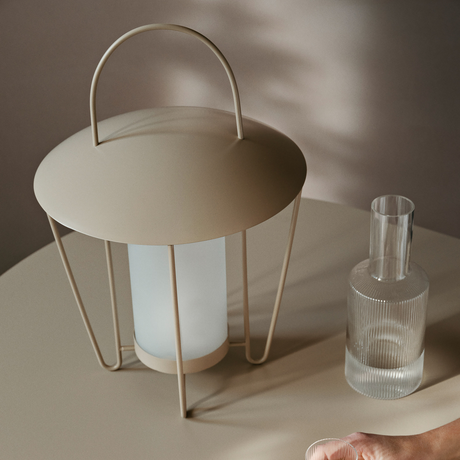 ferm LIVING Laterne Abri, beige, Edelstahl, Glas, Ø 30 cm