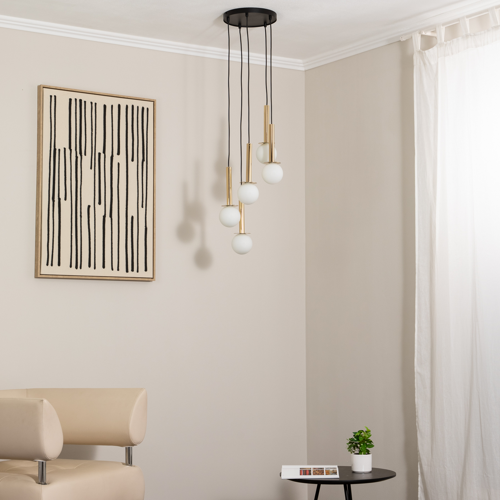 Pakabinamas šviestuvas "Daisy", 5 lempų, auksinis/baltas/juodas, stiklas Pakabinamas šviestuvas "Daisy", 5 lempų, auksinis/baltas/juodas, stiklas