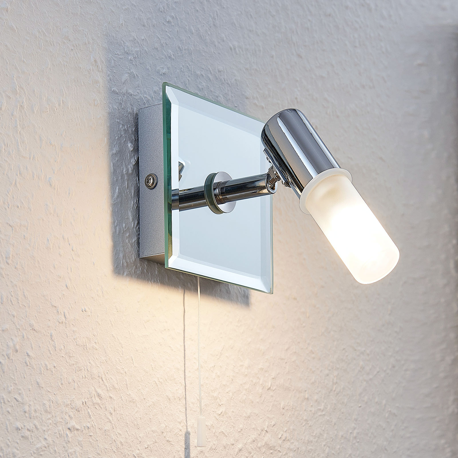 Zela fali lámpa, fürdőszobai lámpa húzókapcsolóval