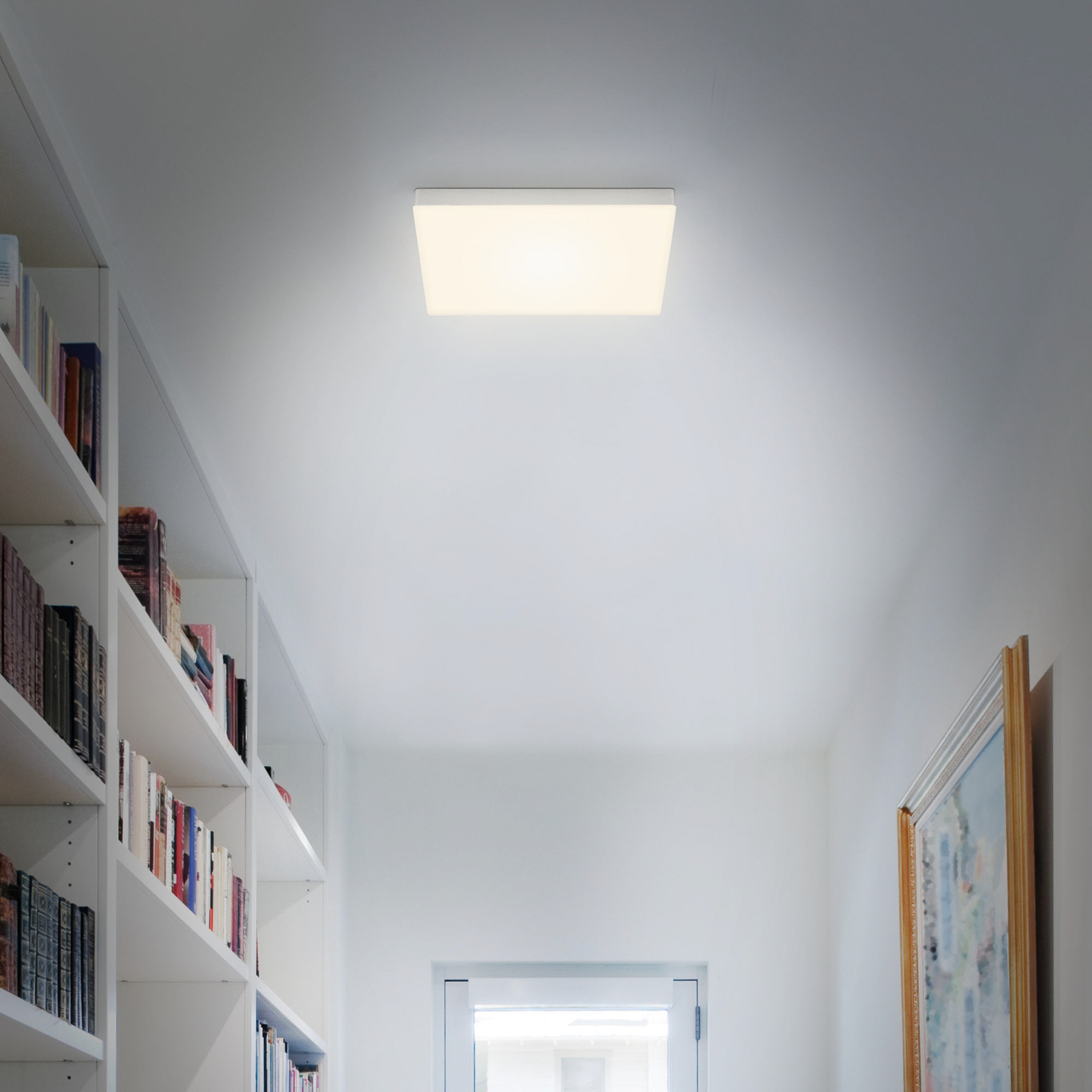 Flame LED ceiling lamp, 3,000K, 28.7x28.7cm