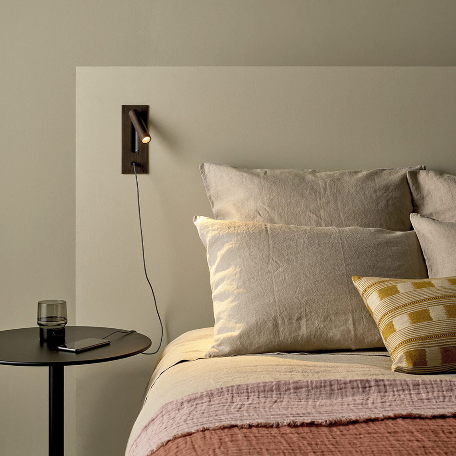 Astro Fuse LED USB LED recessed wall light white