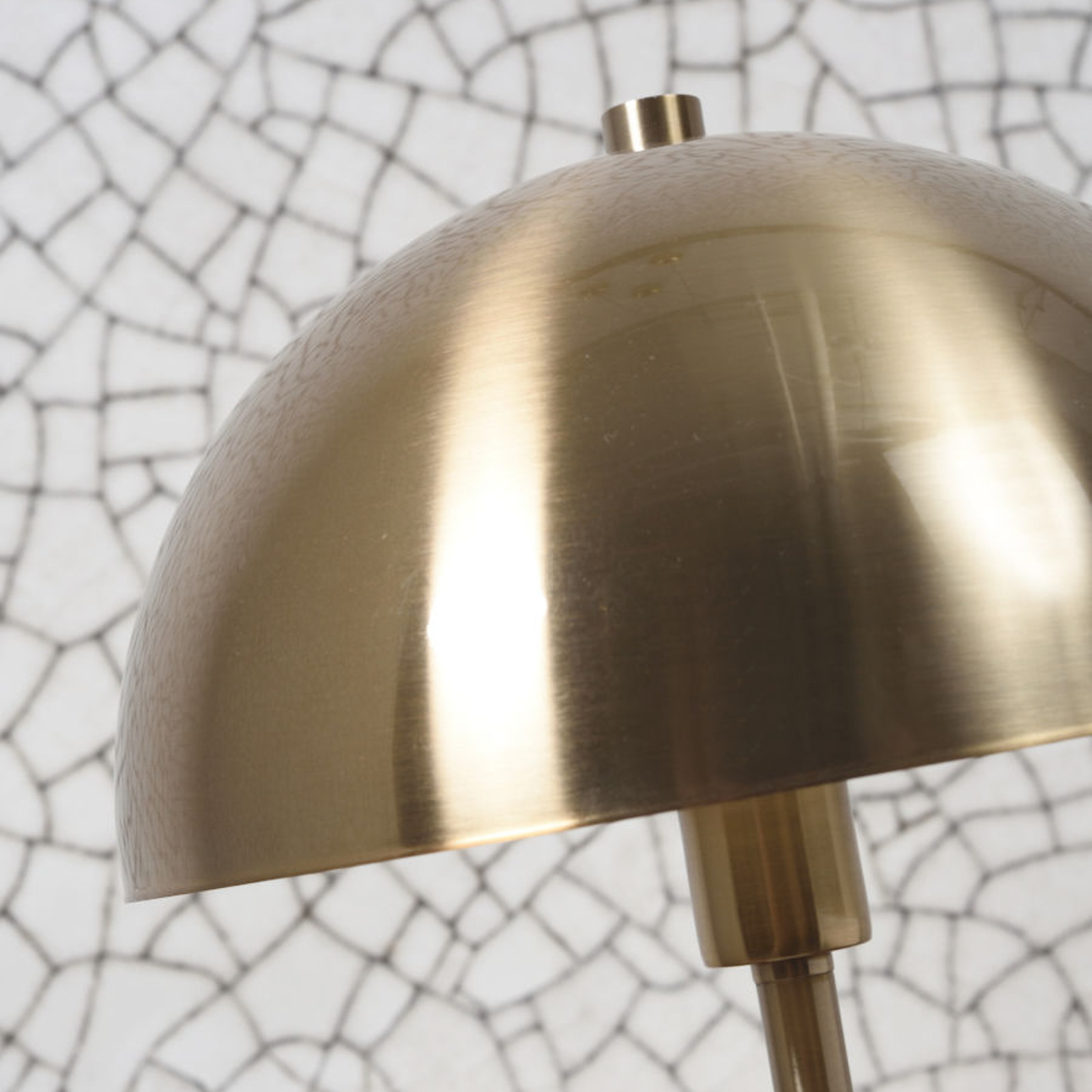 It's about RoMi Toulouse table lamp marble base