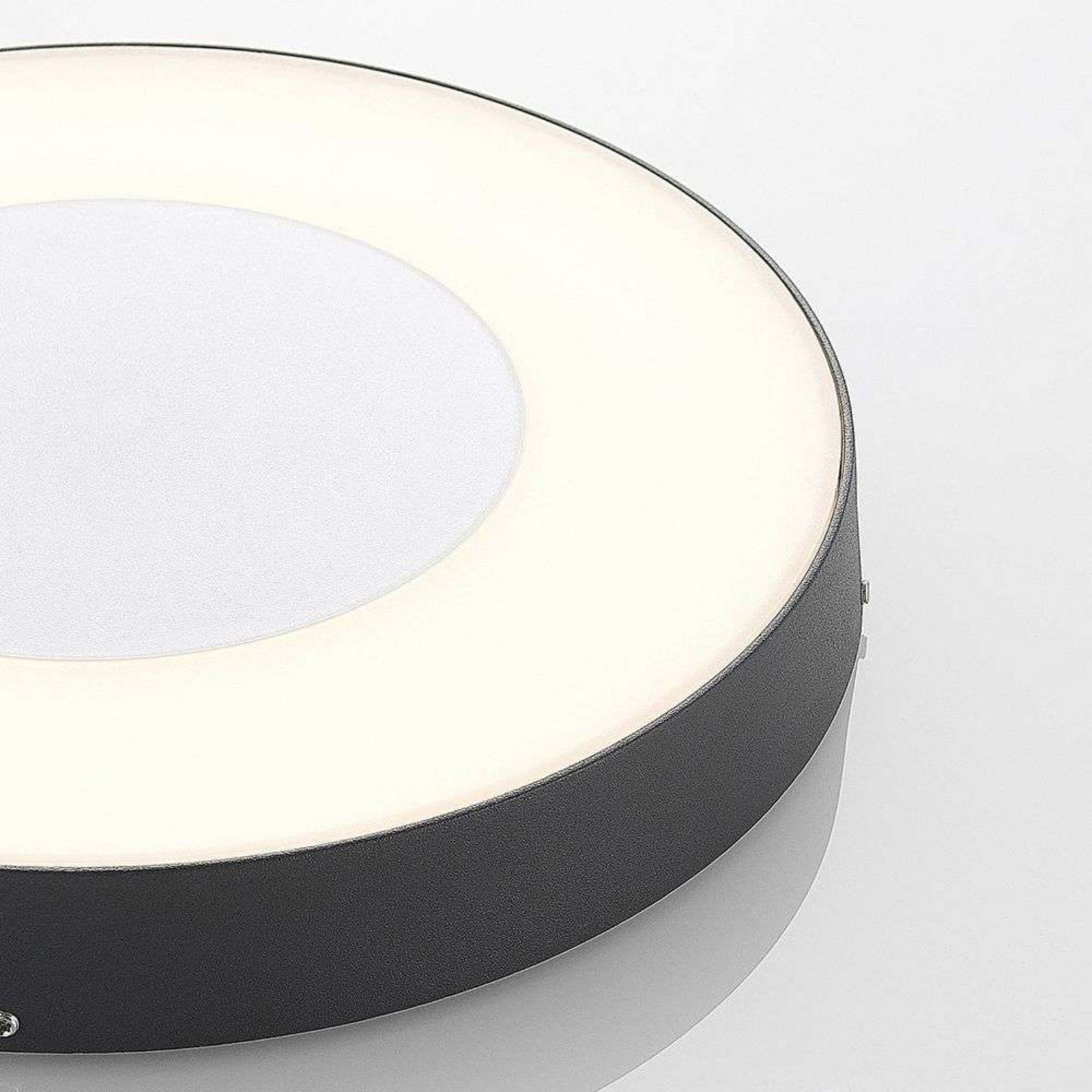 Sora LED Round Venkovní Stropní Lampa s Sensor Dark Grey - Lucande