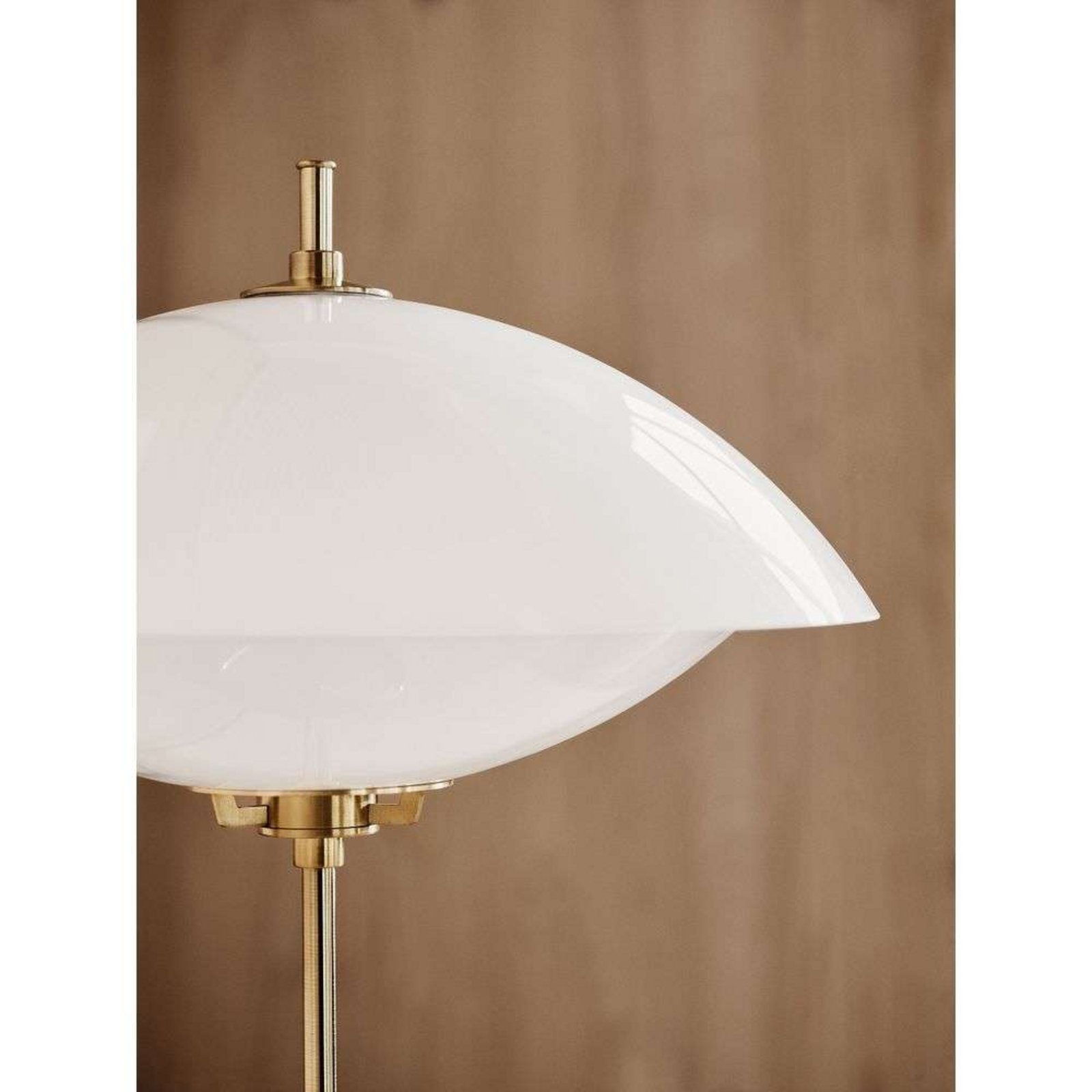 Clam Lampada da Tavolo Opal/Brass - Fritz Hansen