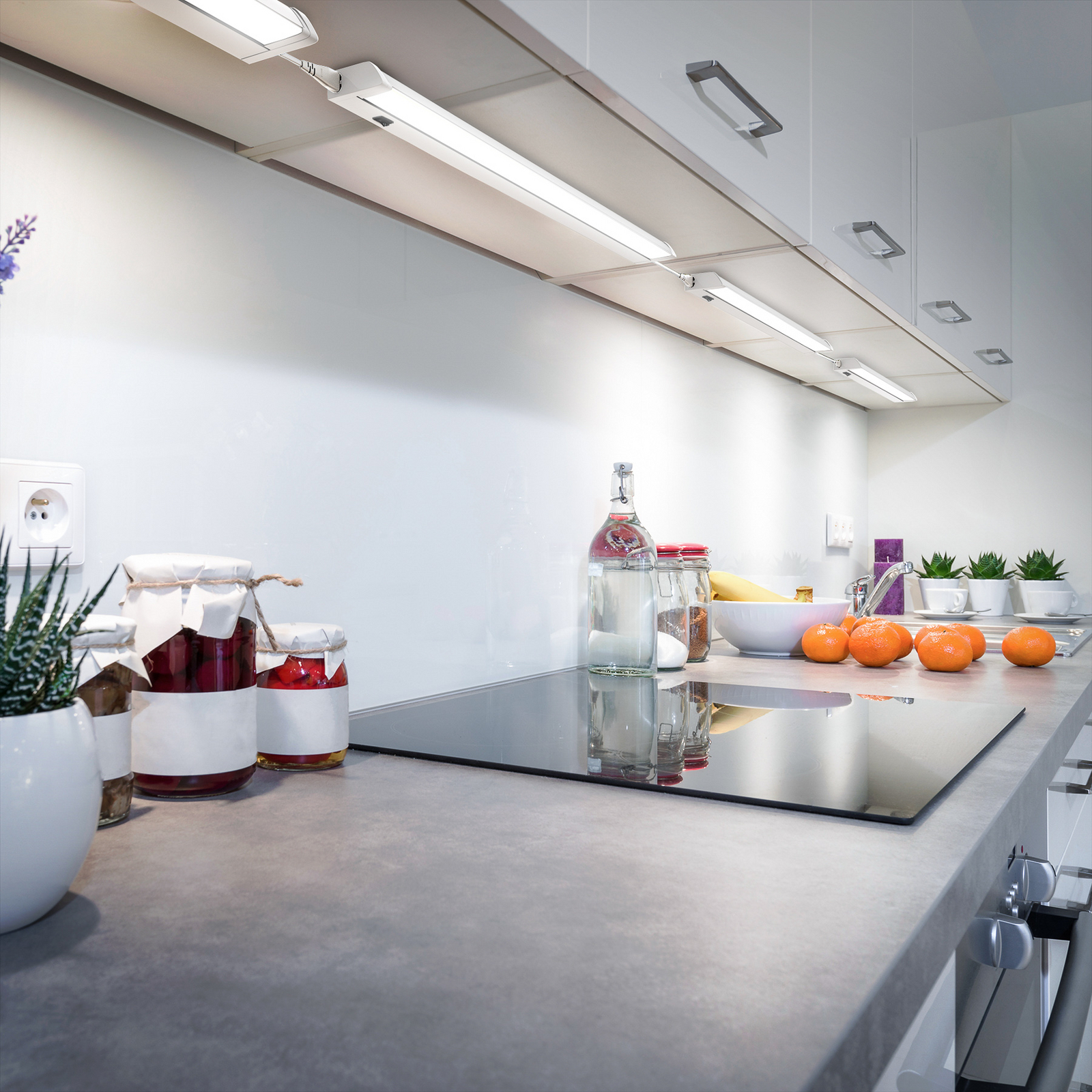 LED meubelverlichting Hike, wit, L 54,7 cm, 4.000 K LED meubelverlichting Hike, wit, L 54,7 cm, 4.000 K