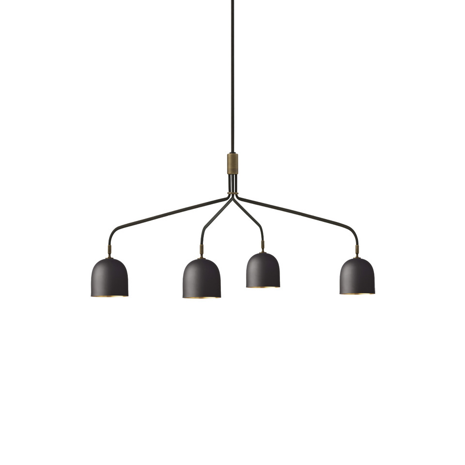 Gubi Howard 4 Ljuskrona Long Gunmetal, svart från Gubi