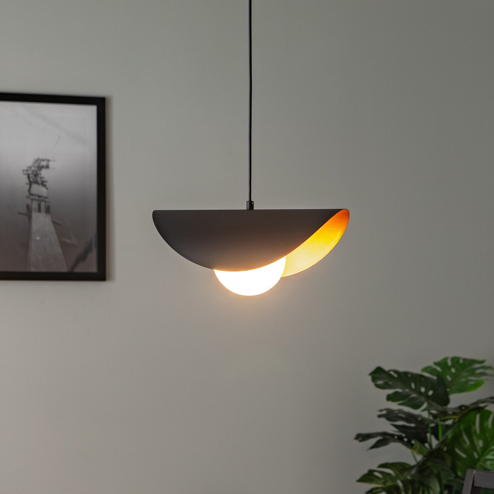 Opviq Lampă suspendată Vatoz 2866 1 bec negru sticlă opală - Camera de zi / sufragerie - modern - negru alb opal - Metal