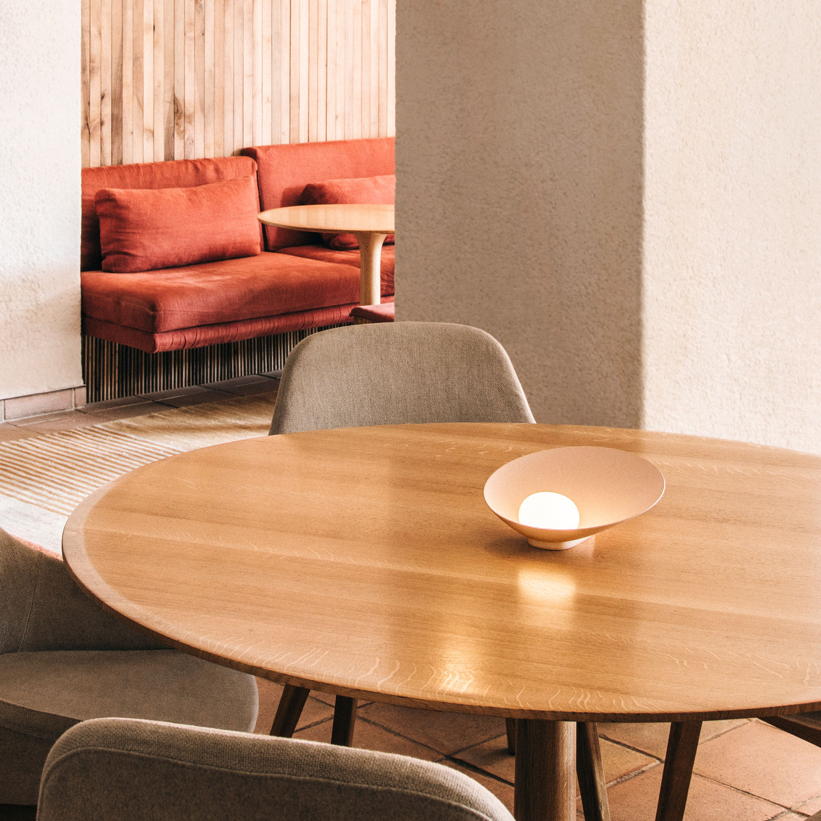 Vibia Musa 7402 LED table lamp horizontal