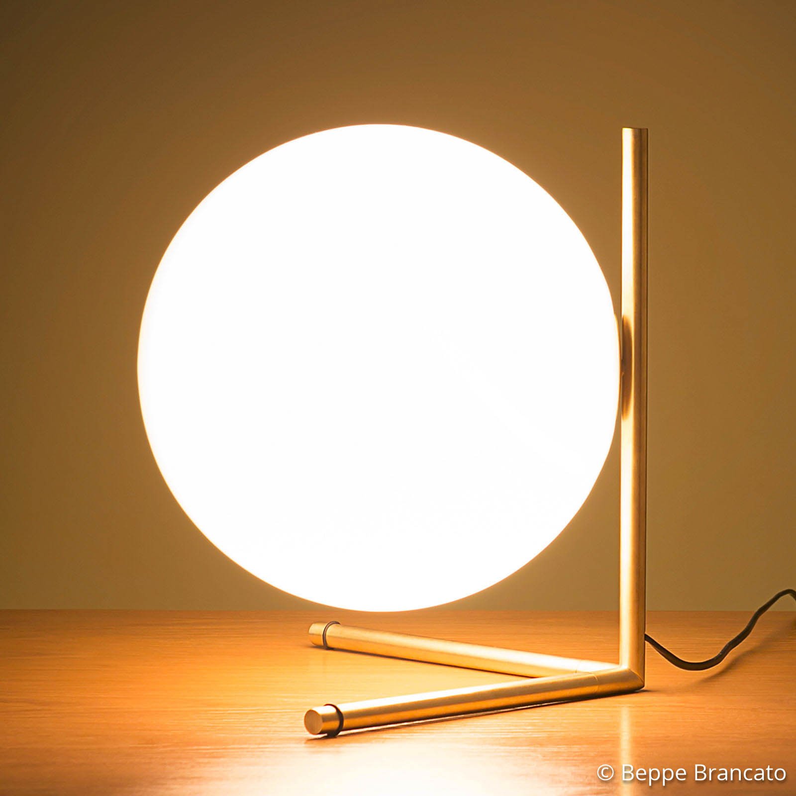 IC T2 Table Lamp Brass - Flos