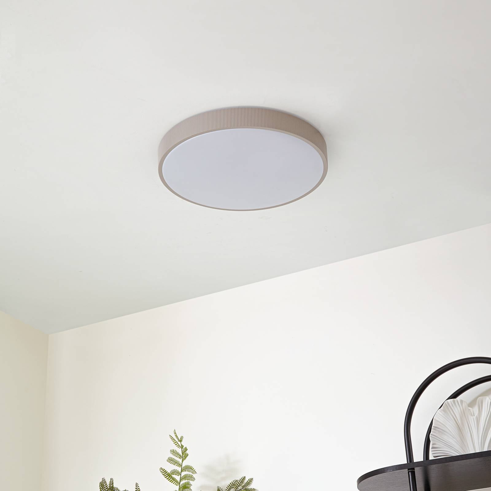 Lampa sufitowa LED Lindby Zylo, kolor taupe, Ø 49 cm, temperatura barwowa