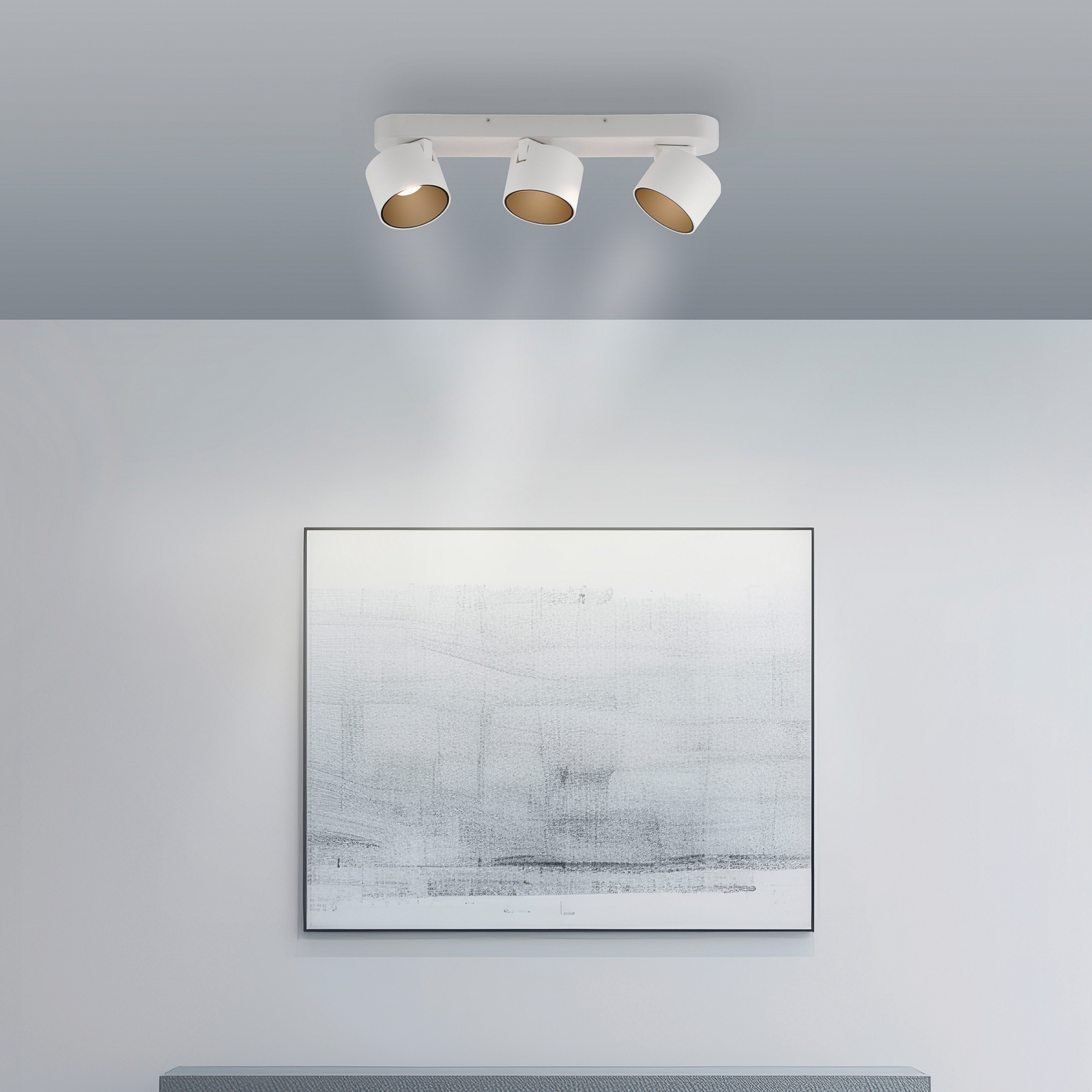 PURE LED тавански спот Cup, бял, дължина 56 cm, метал, 3-крилен.