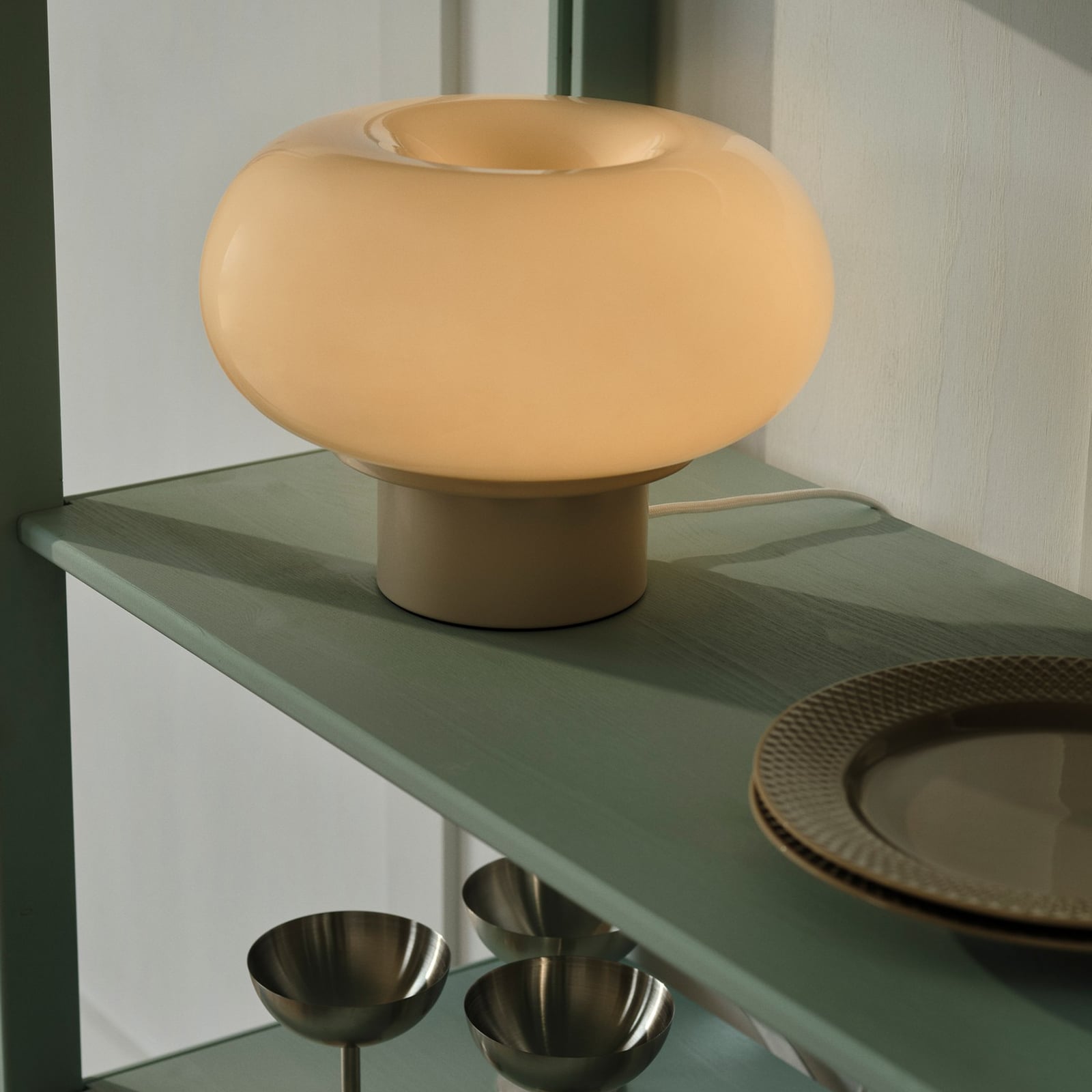 Tischleuchte Malti, Glas, beige, Ø 27,5 cm, E27