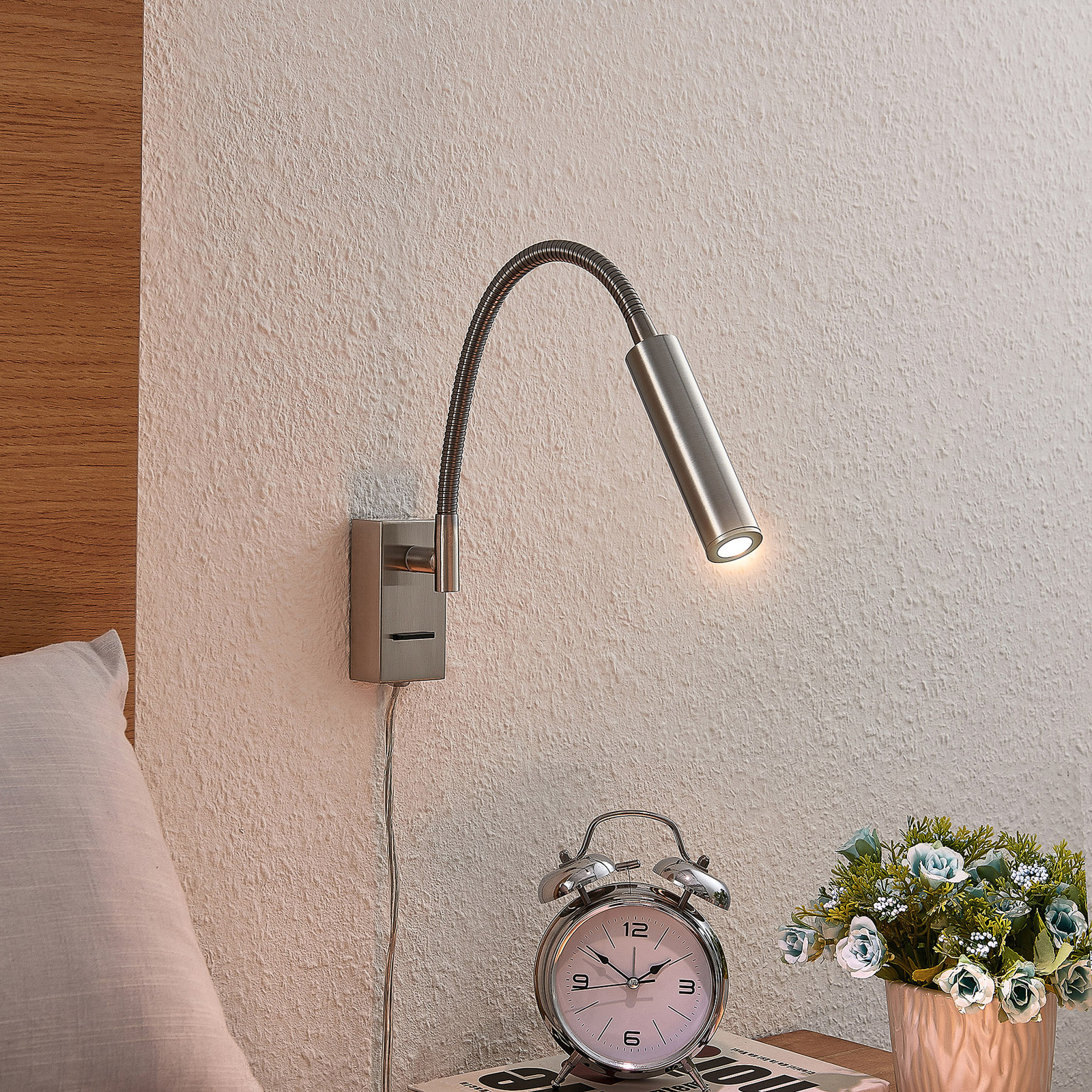 Lucande Anaella LED-vegglampe, nikkel, 47 cm
