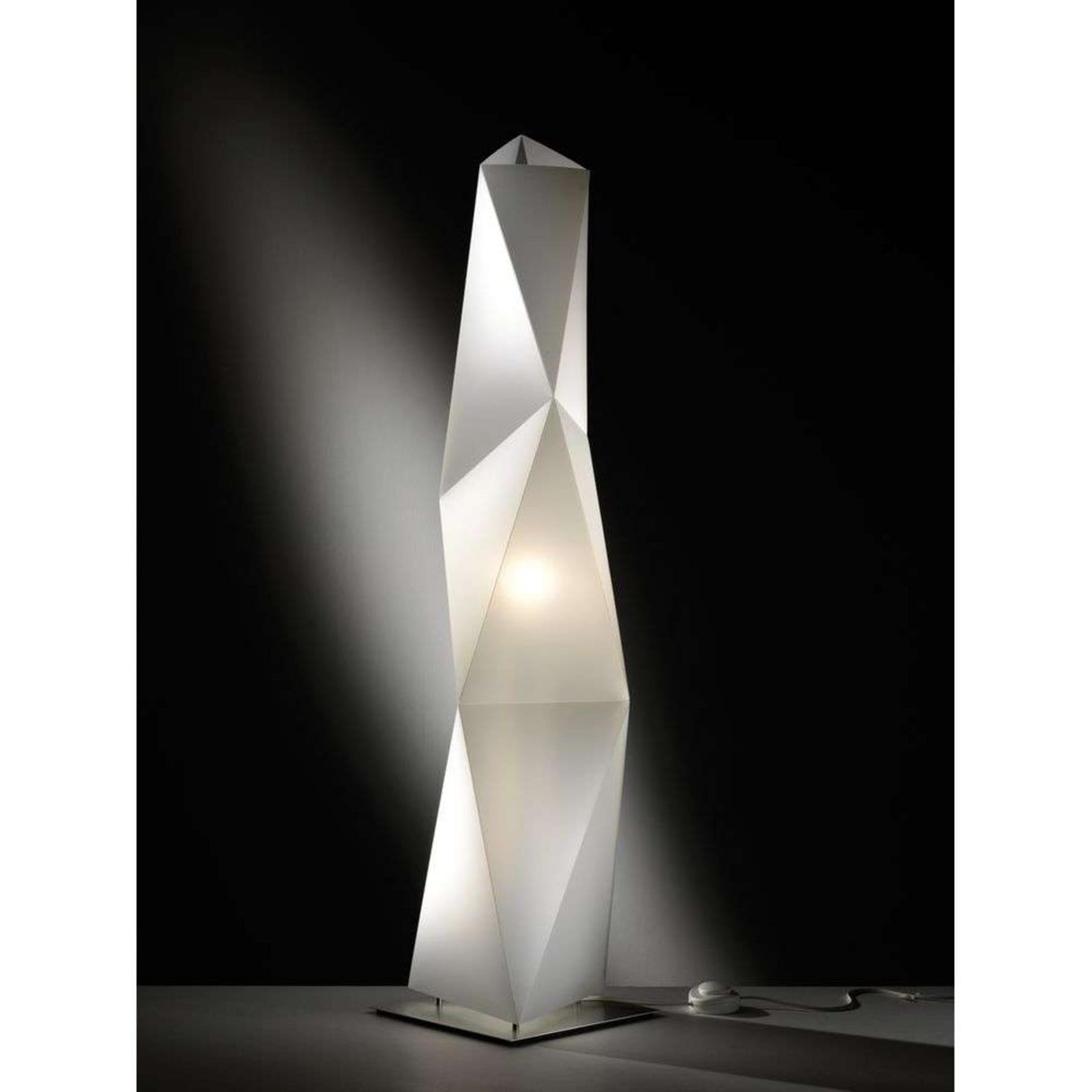 Diamond Gulvlampe L Hvid Slamp - Stue - Plastik