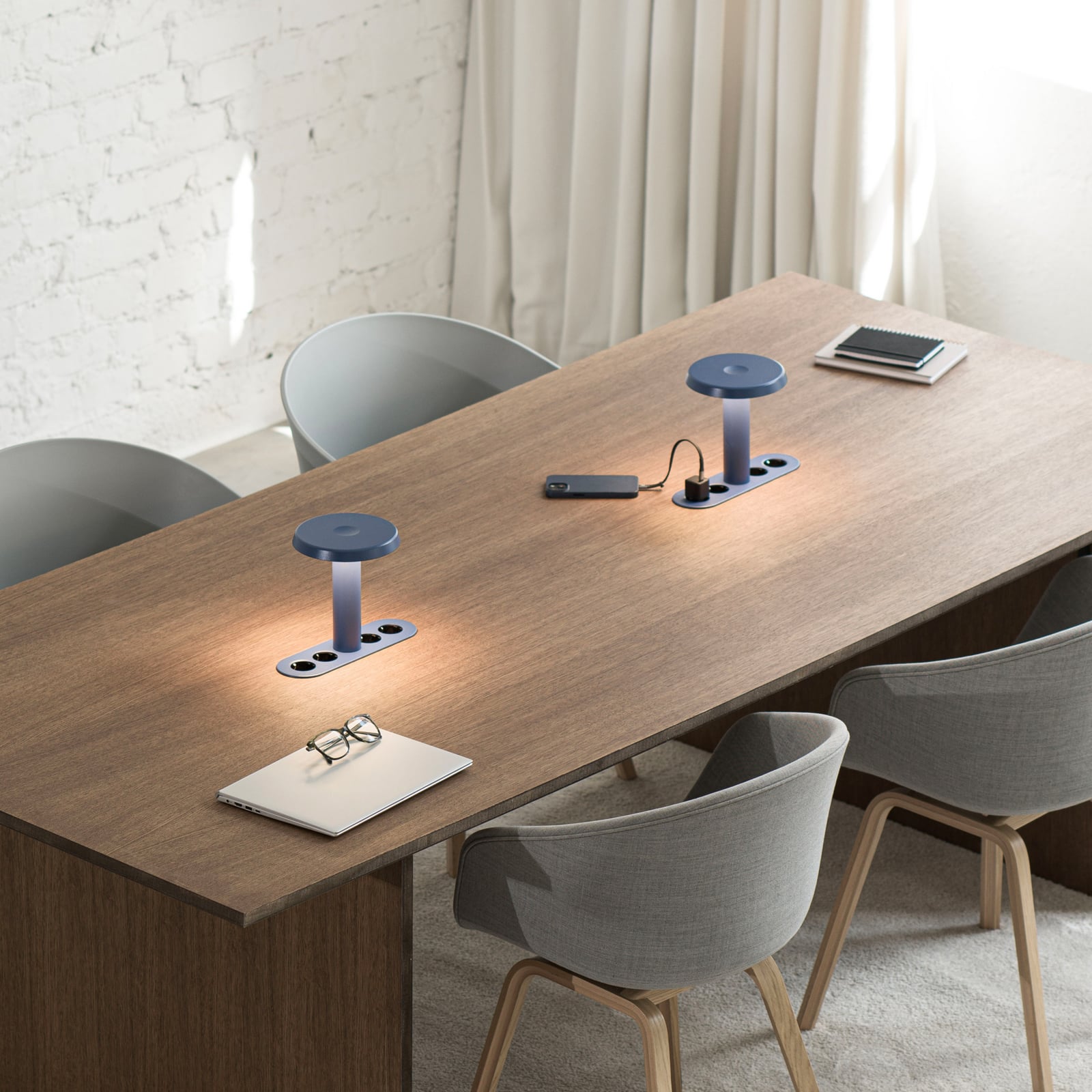 Lampe de table NOMAD LAMP 01, bleue, 19 cm - Forming Function Lampe de table NOMAD LAMP 01, bleue, 19 cm - Forming Function