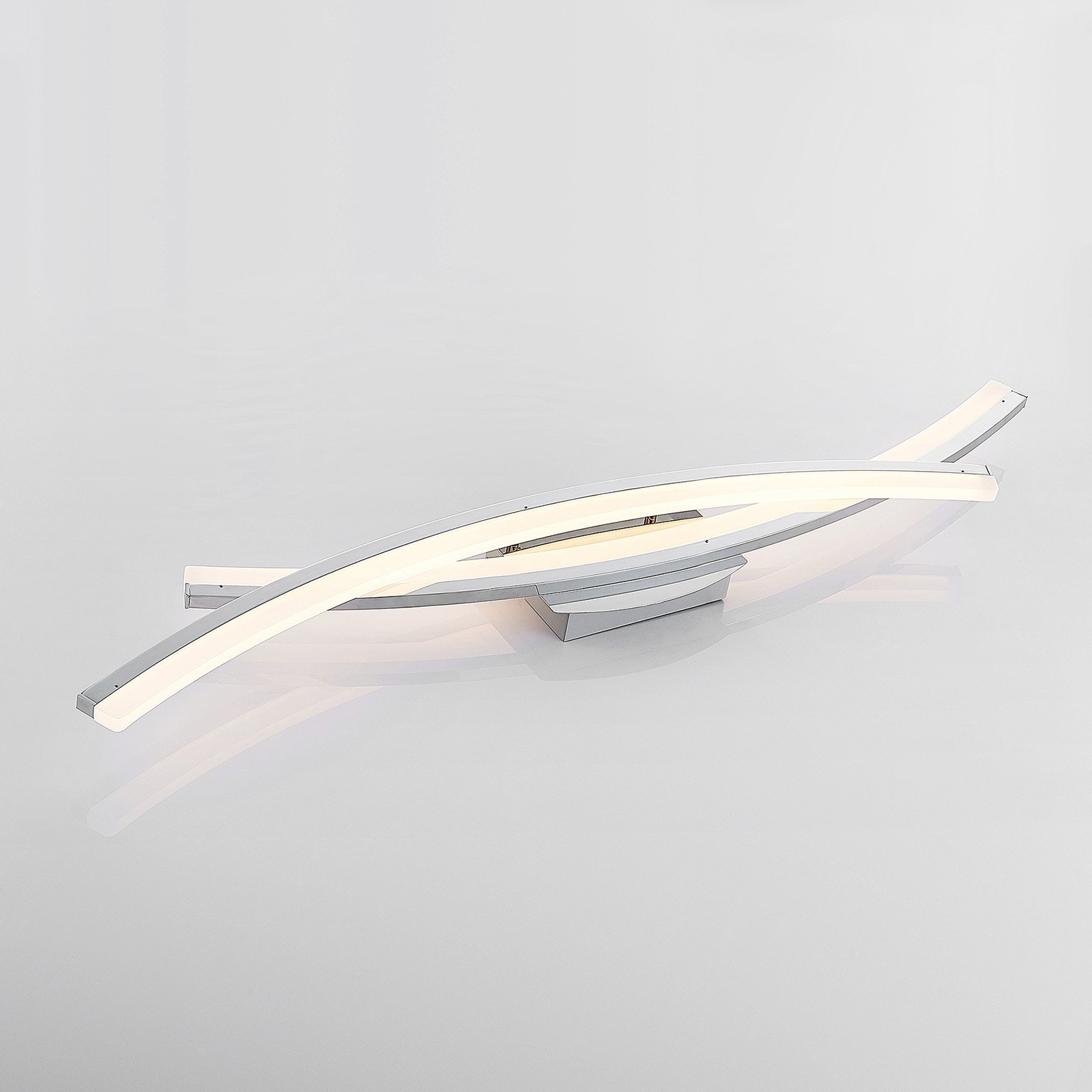 Lindby LED-Deckenleuchte Elarit, chromfarben, 104cm, dimmbar