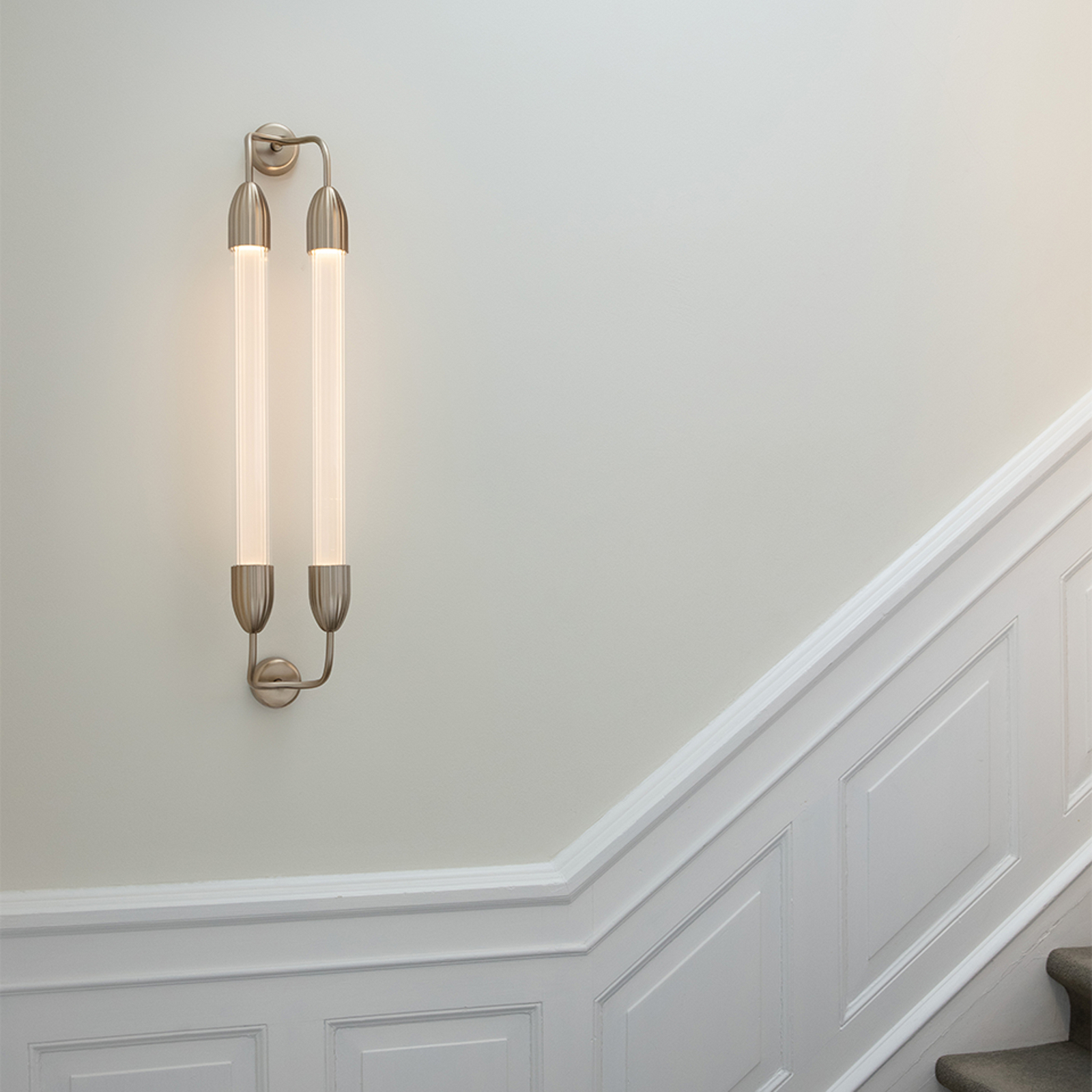 Lemon Squeeze Aplique de Pared Double Long Plated Brass - UMAGE