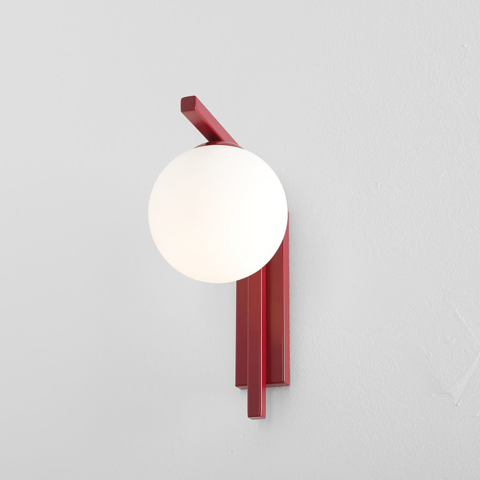 Zac wall light, opal/wine red, 1-bulb