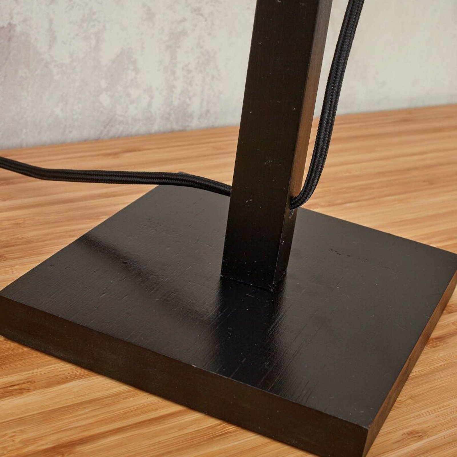 GOOD & MOJO Bhután asztali lámpa, 25x20 cm, fekete