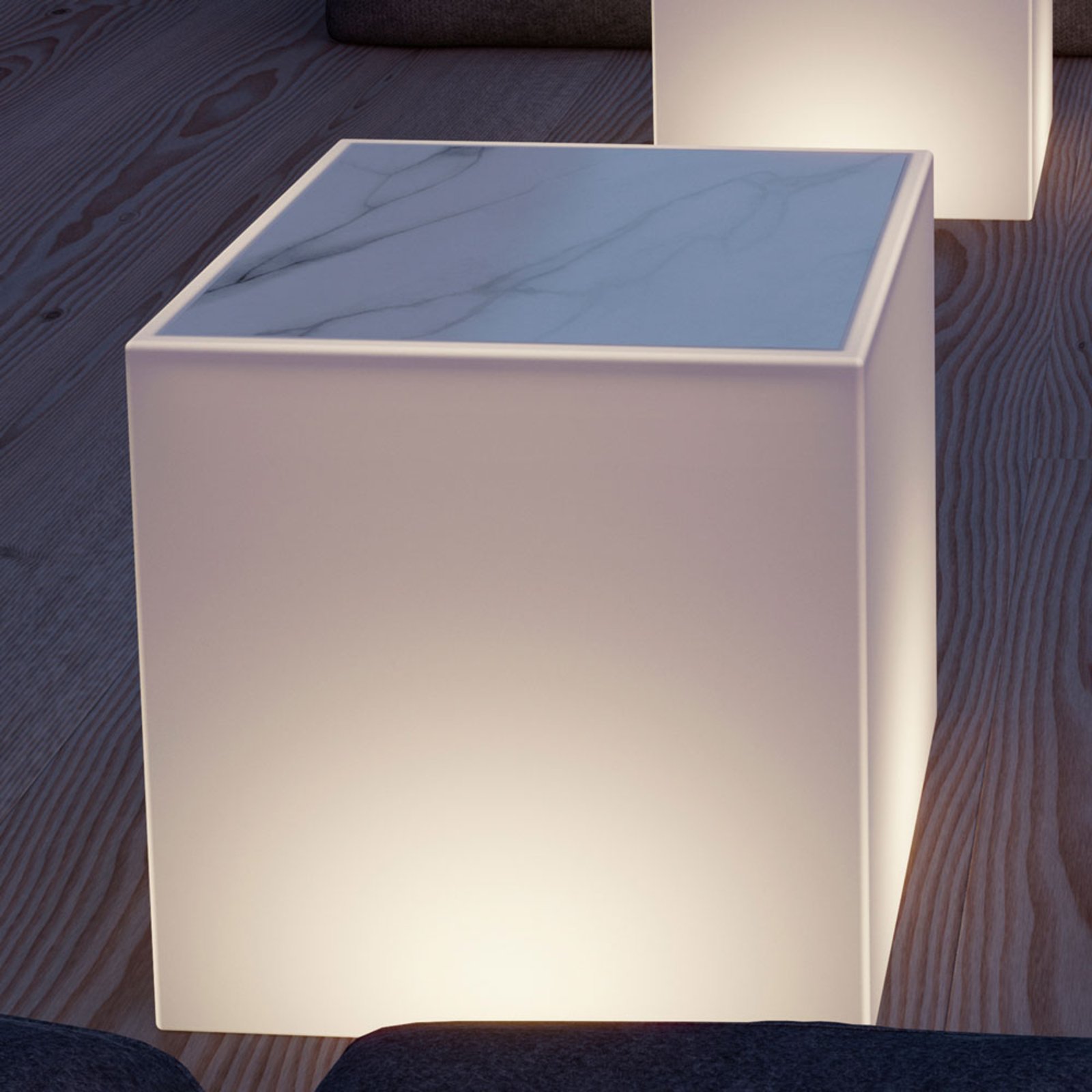 Newgarden Bora Leucht-Tisch mit Marmorplatte