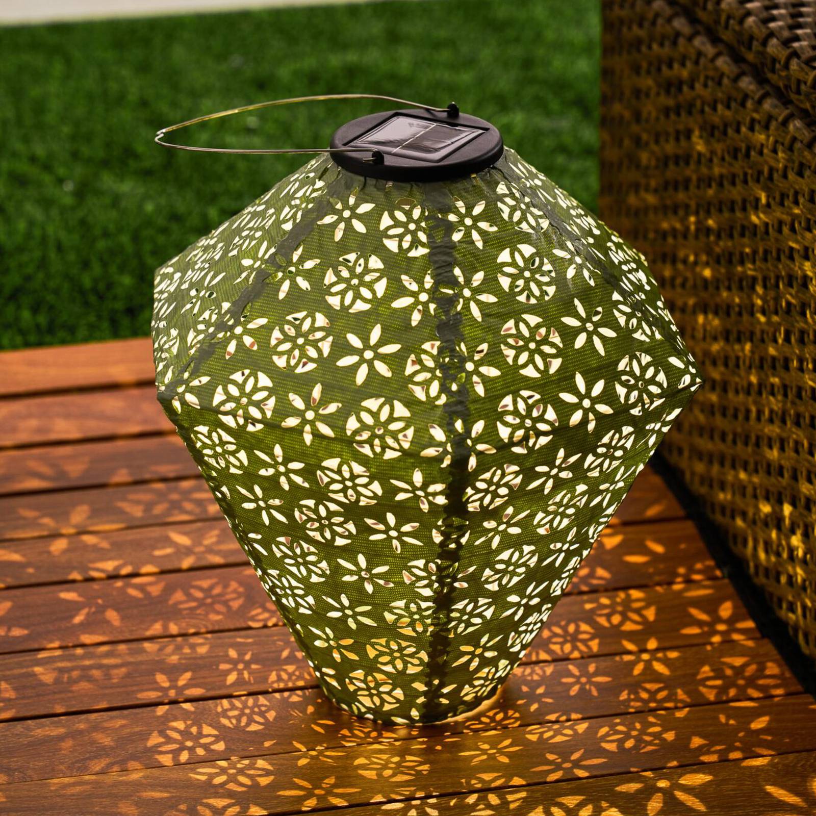 Image of Pauleen Sunshine Flower lampada LED solare verde