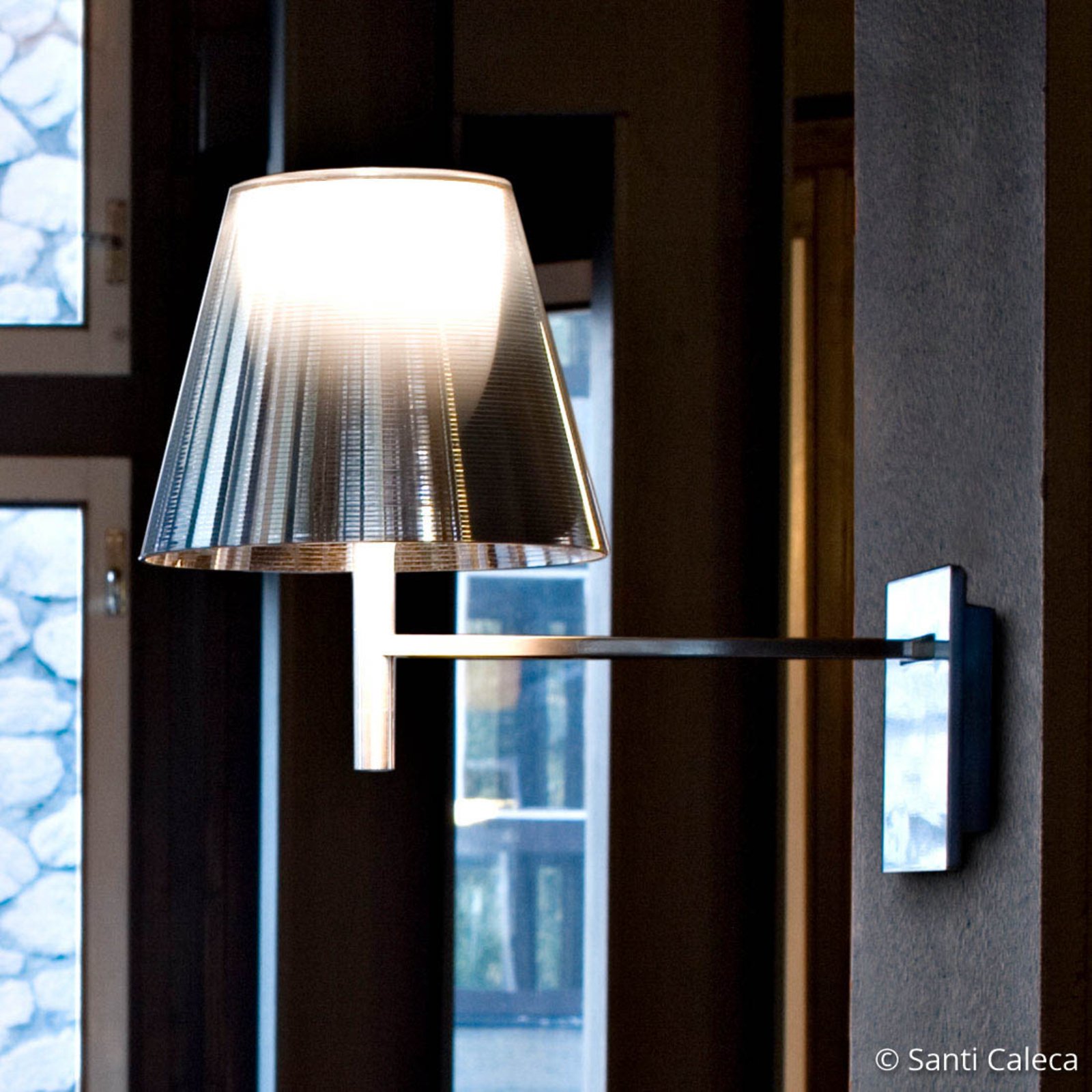 KTribe W Vägglampa Smoke - Flos