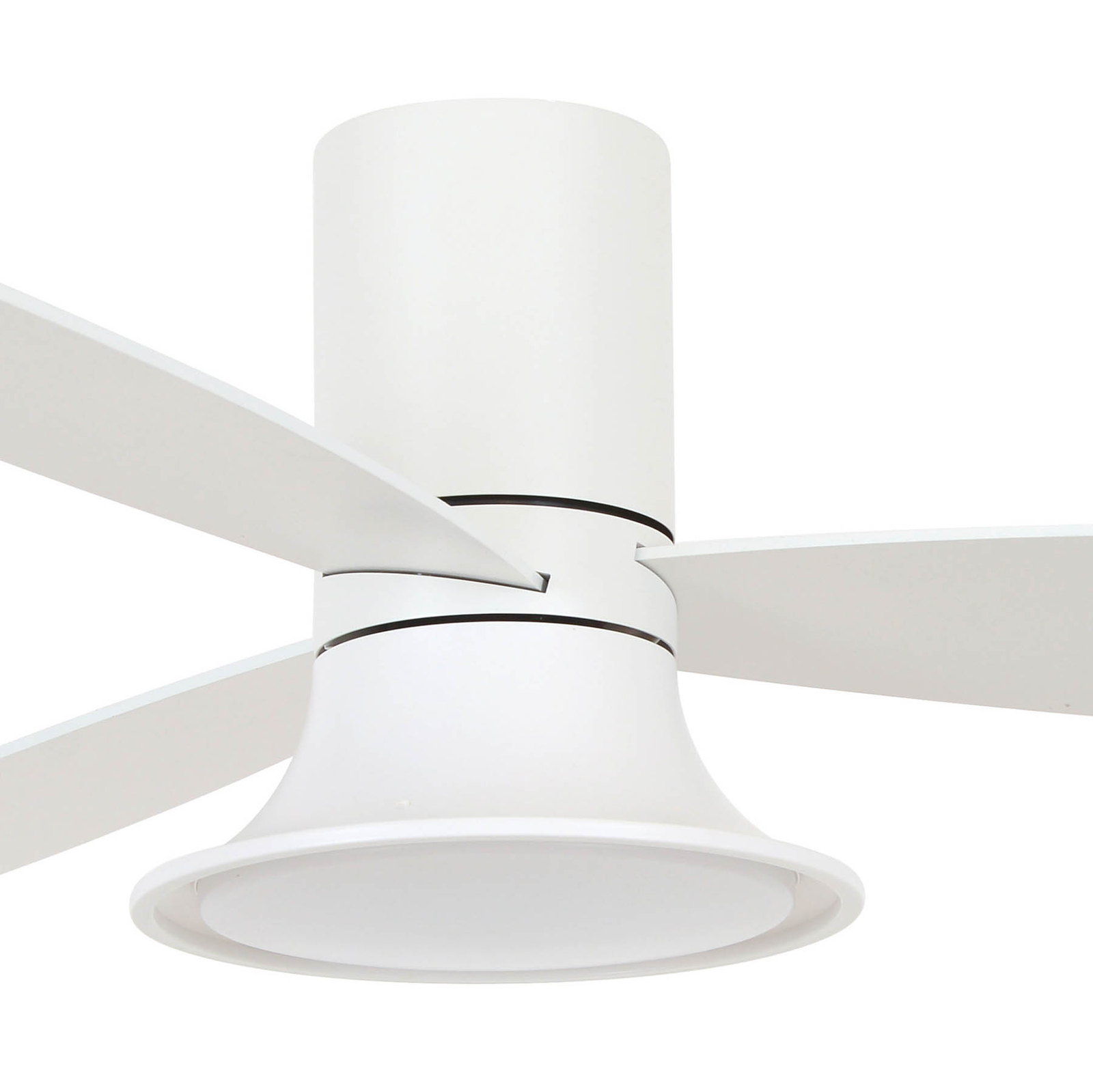 Beacon ceiling fan with light Flusso white Ø 132 cm quiet