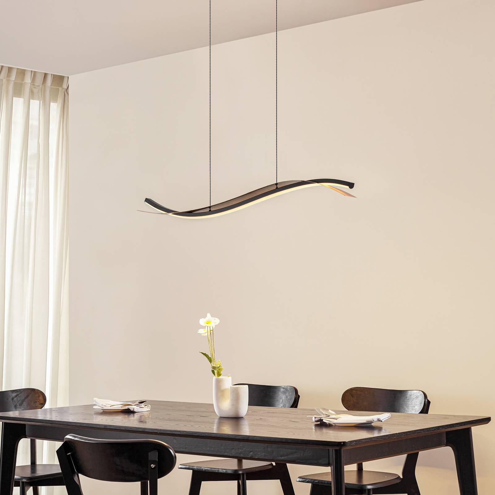 Lucande LED-Hängeleuchte Alevia, schwarz/gold, CCT günstig online kaufen