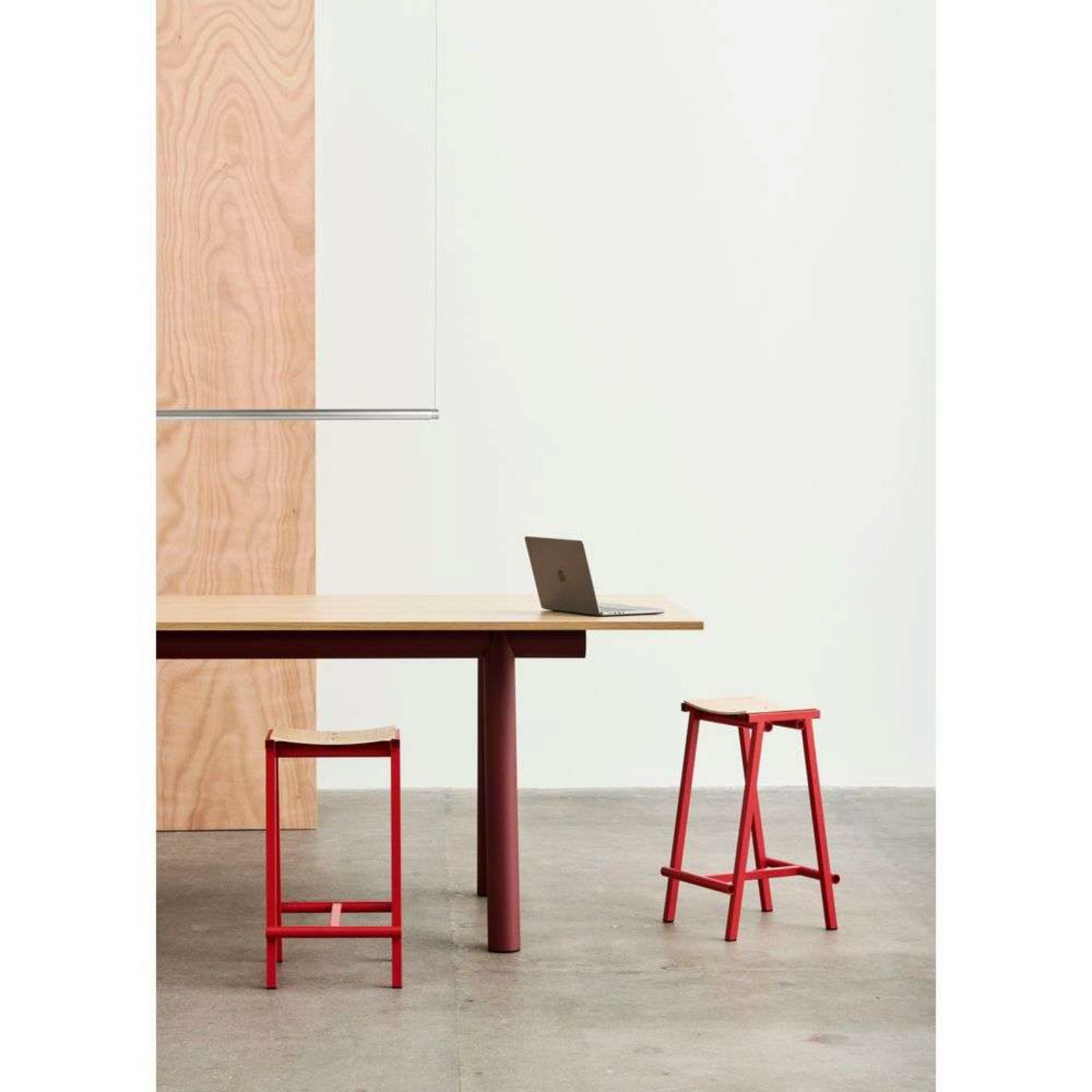 Taburete 8 Bar Stool Low Signal Red - Hay