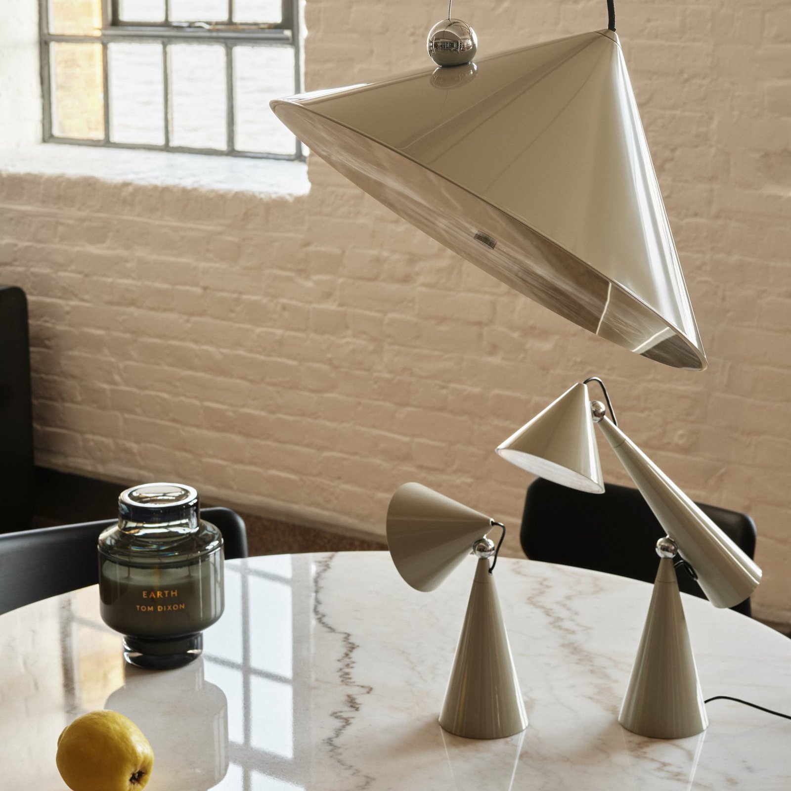 Pose Portable Tischleuchte Putty - Tom Dixon