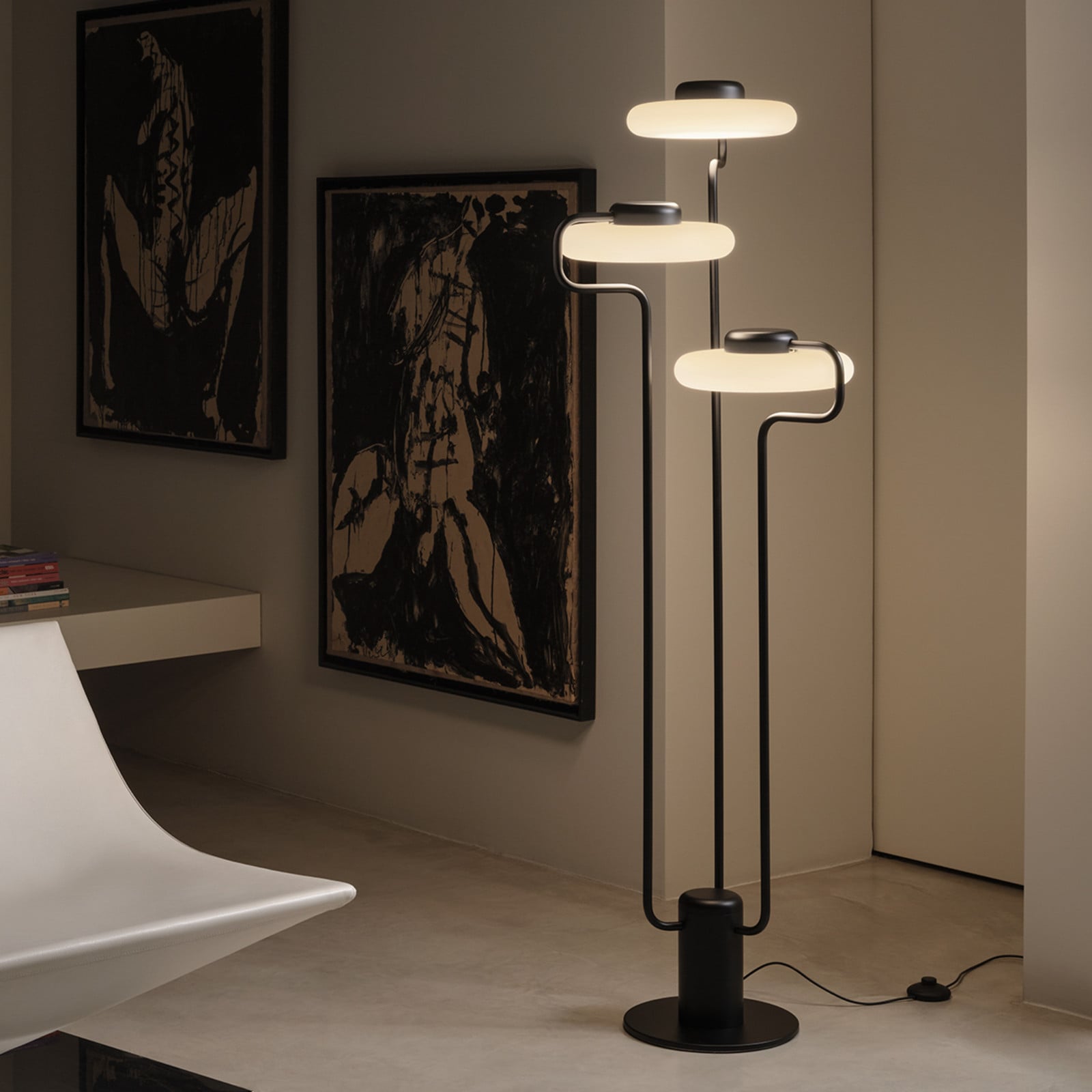 kdln Lampadar LED TRATTO negru înălțime 150 cm 3 becuri - Camera de zi / sufragerie - Design - negru alb opal - Sticlă