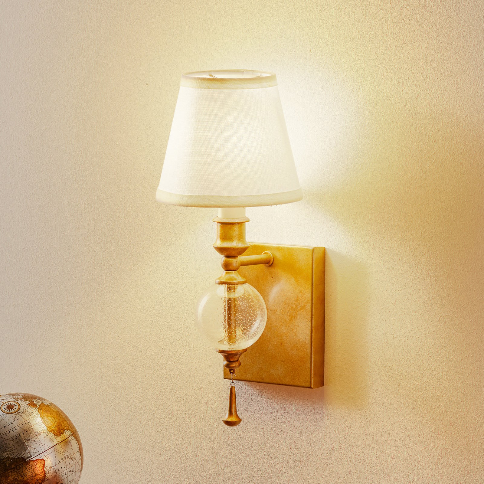 Fali lámpa Argento szép fényhez