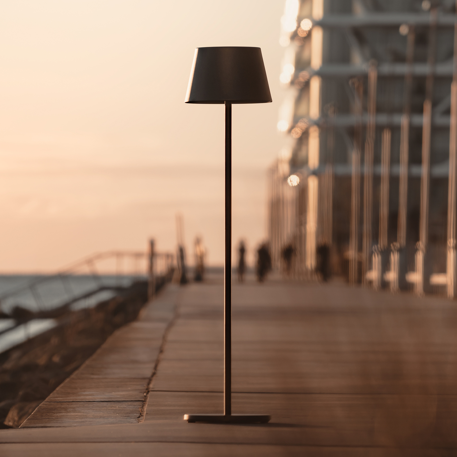 Modi Portable Floor Lamp IP65 Black - Loom Design