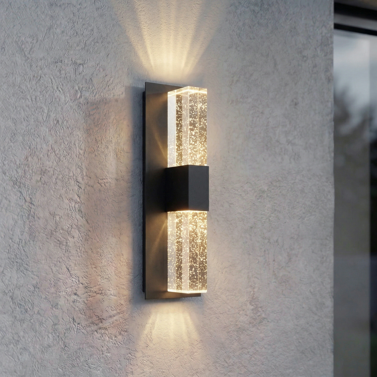 Lucande LED-Außenwandlampe Velune, anthrazit/klar, 46cm, CCT