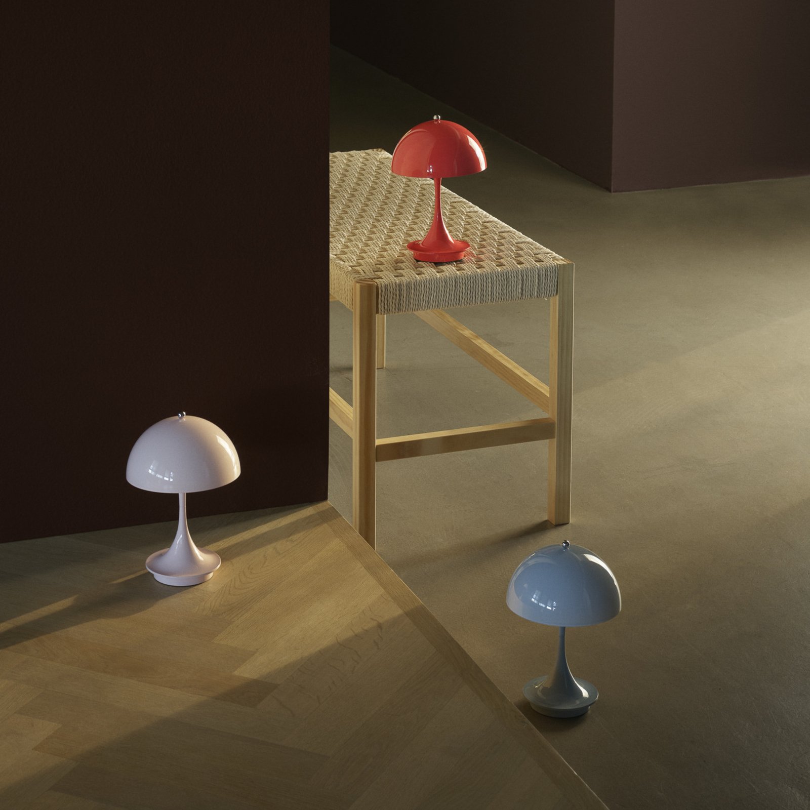 Panthella 160 Portable Table Lamp V3 Opal Pale Rose - Louis Poulsen