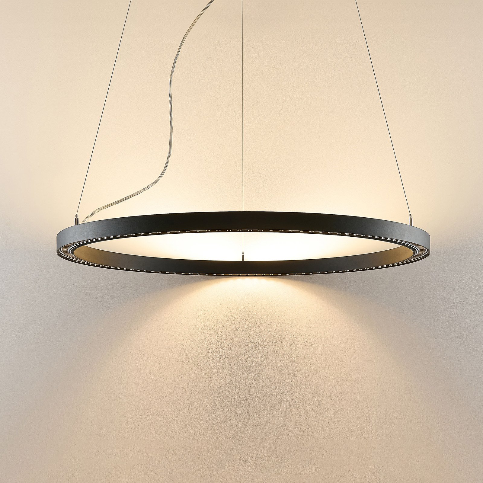 Molto Luce LED-hængelampe Perfora Pro, sort, Ø 90,5 cm