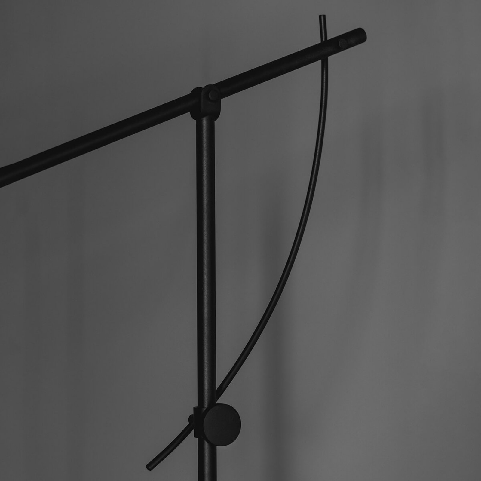 Balancer Stojací Lampa Black - Northern