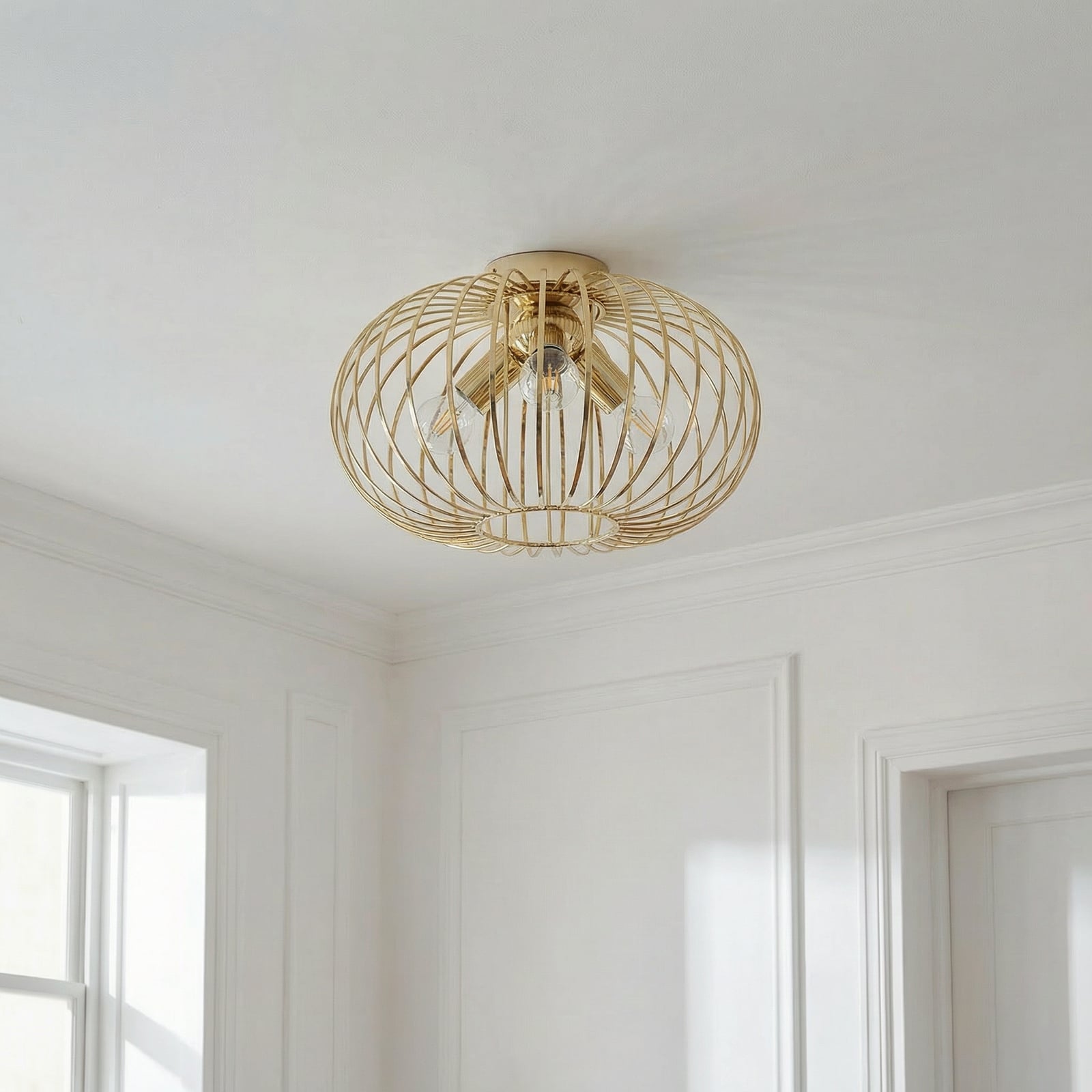 Φωτιστικό οροφής Globe, χρυσό χρώμα, Ø 51 cm, 3 λάμπες, E27