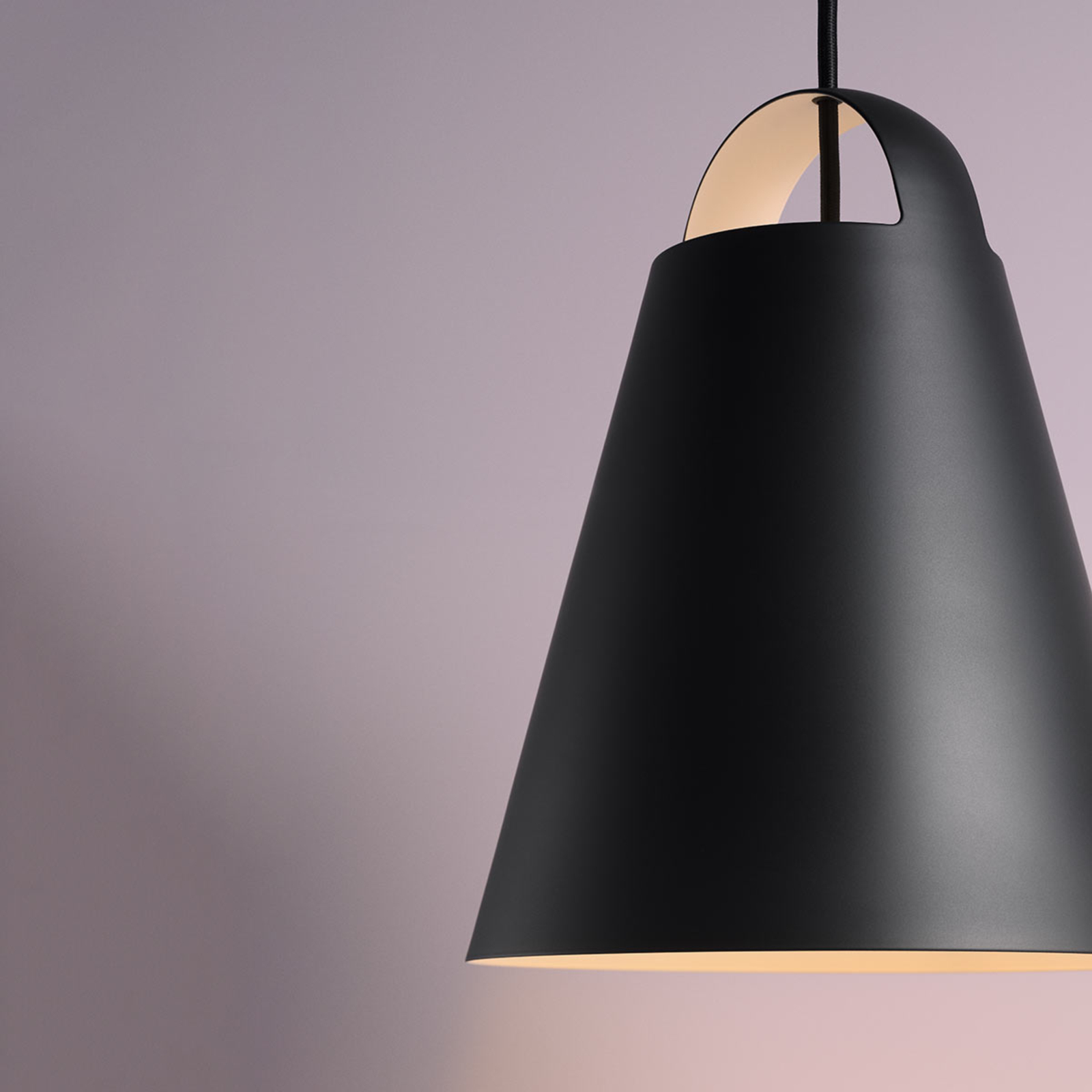 Louis Poulsen Above pendellampa, svart | Lamp24.se Louis Poulsen Above pendellampa, svart | Lamp24.se