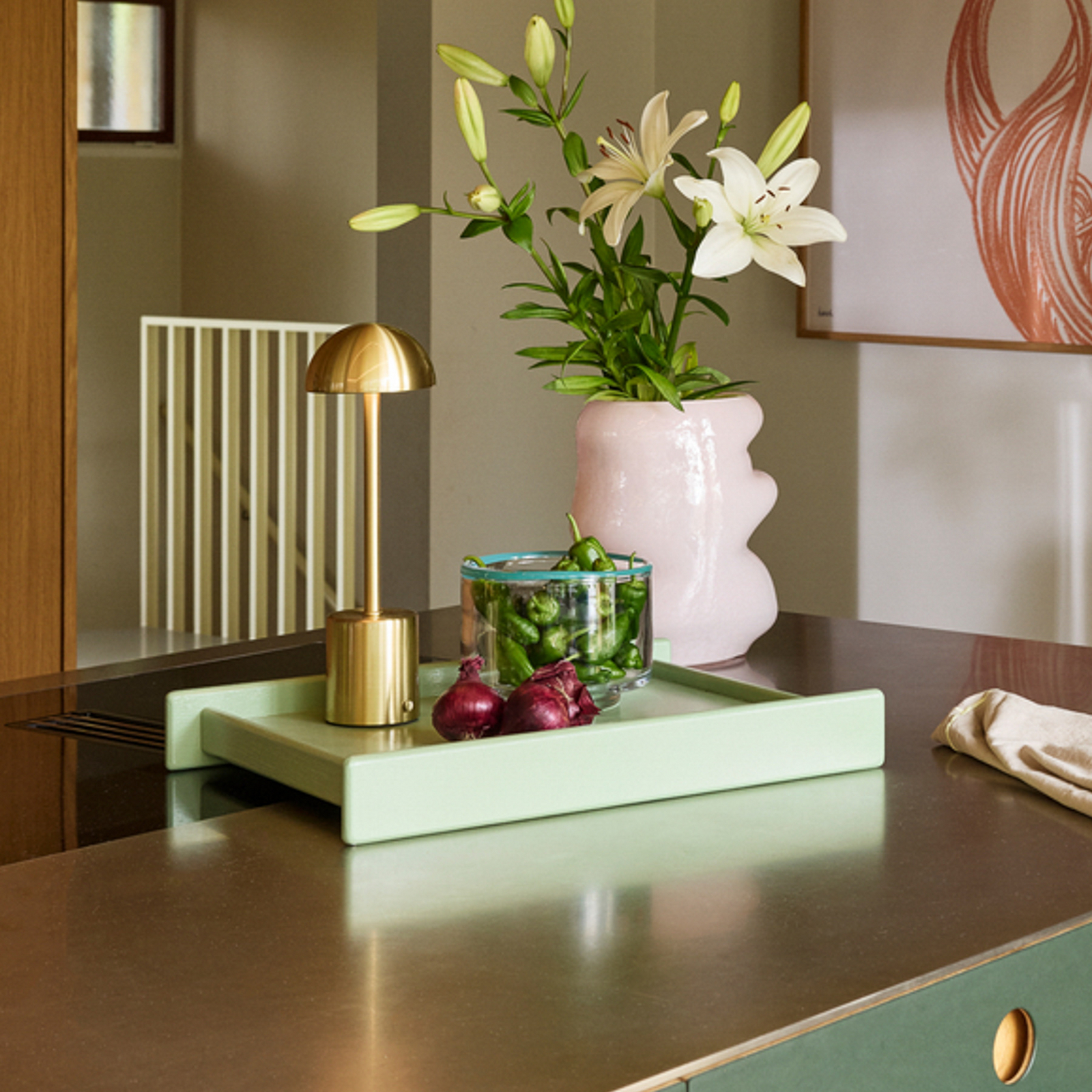 LED настолна лампа с акумулатор Taten, в цвят месинг, височина 30 см, метал