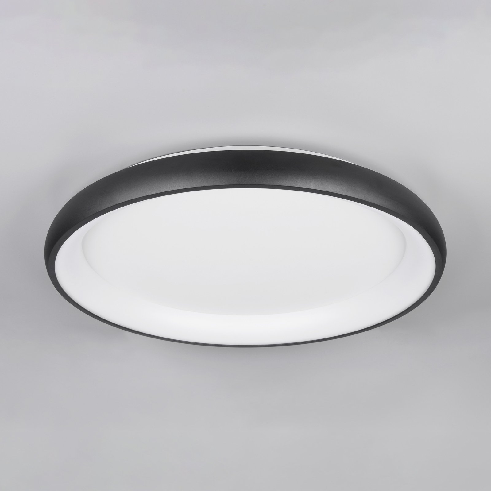 LED ceiling lamp Cardona, Ø 75 cm, matt black, metal, CCT