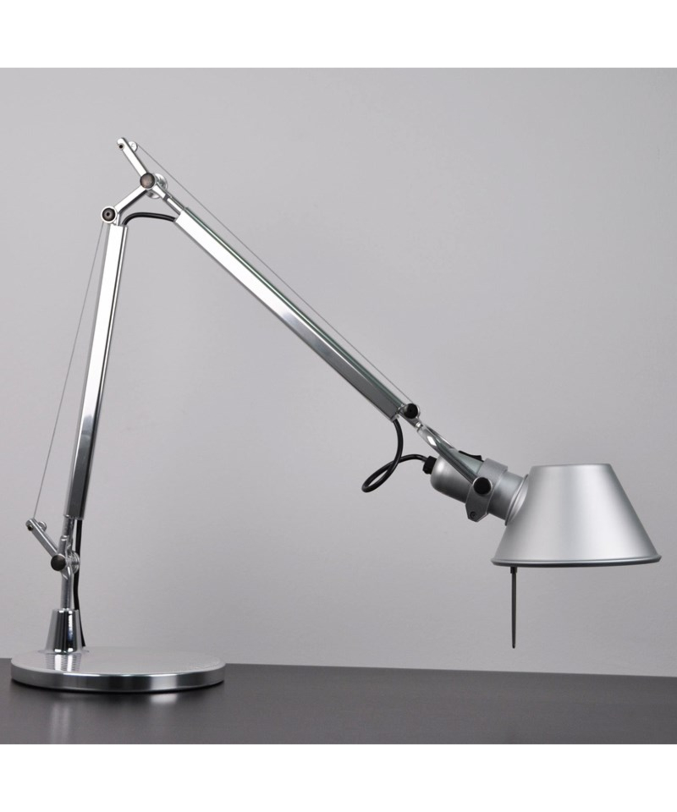 Tolomeo Tischleuchte E27 Schwarz m/Schwarz Fuß - Artemide
