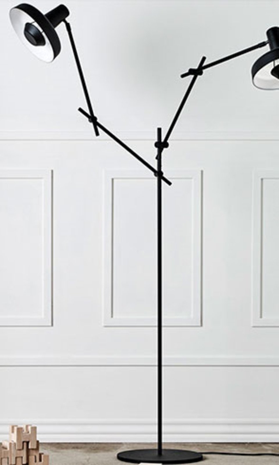 Arigato Lampadar Double Black - Grupa