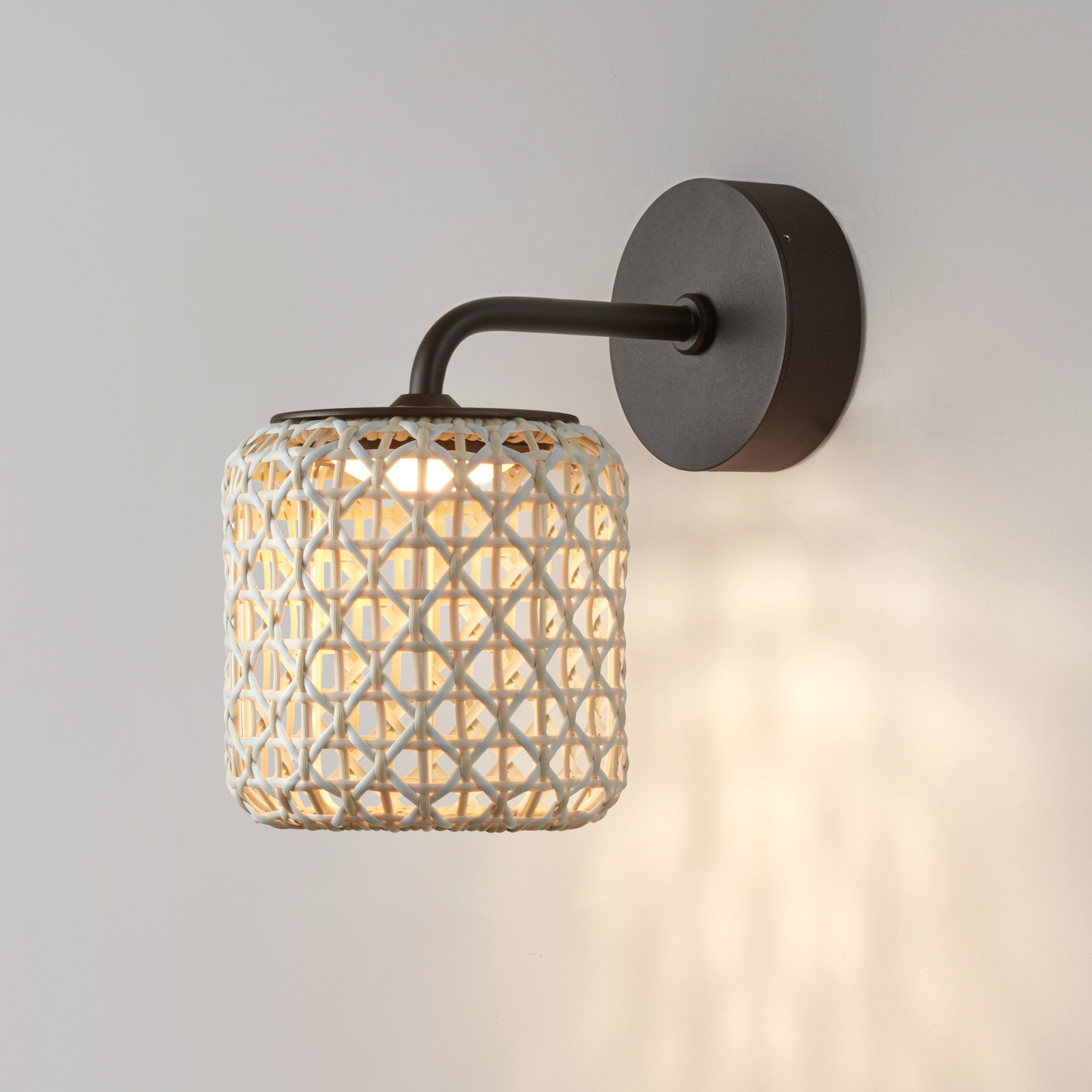 Bover Nans A LED udendørs væglampe, beige, Ø 16,7 cm